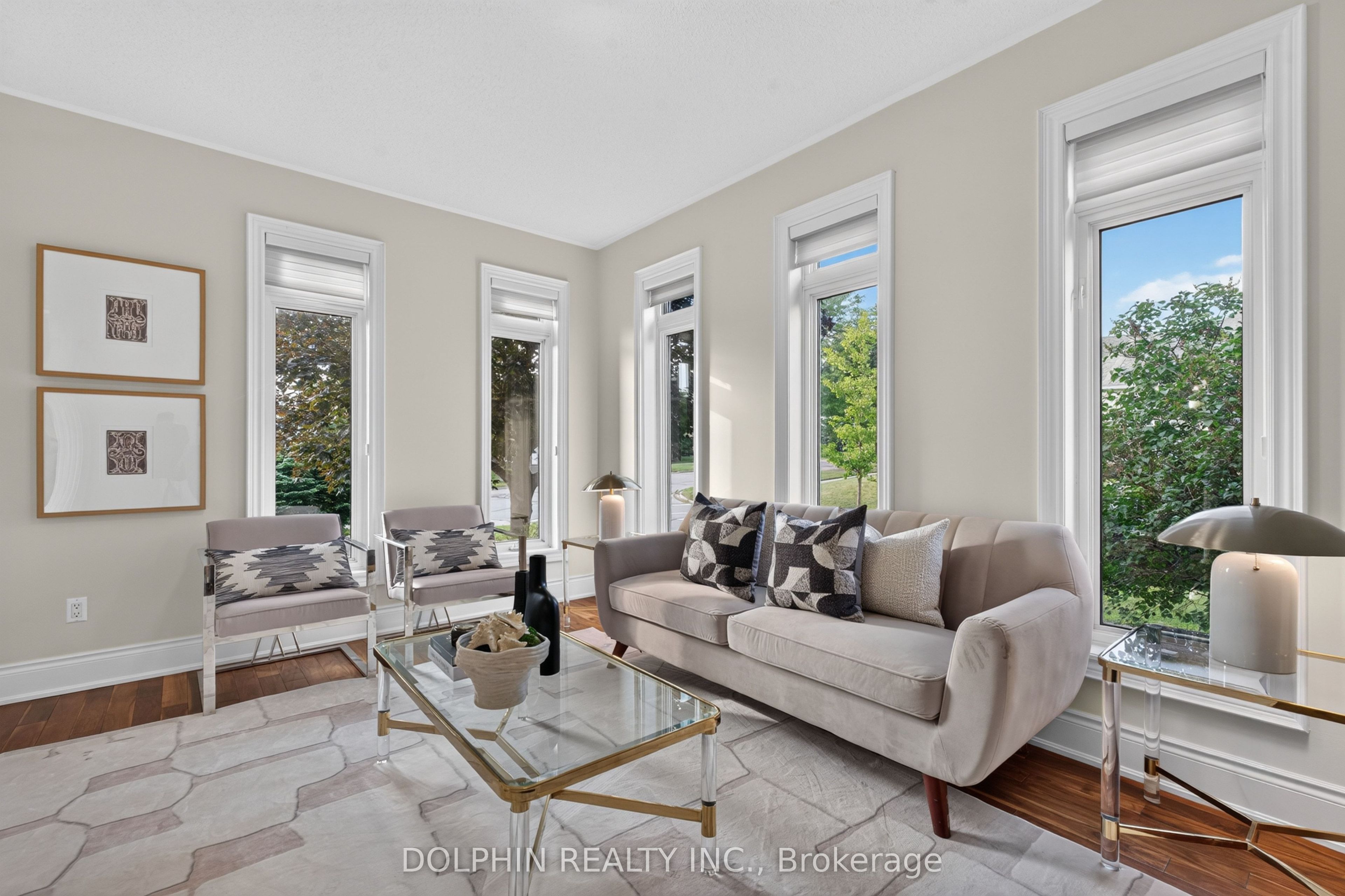 735 Foxcroft Boulevard Property Photo 7