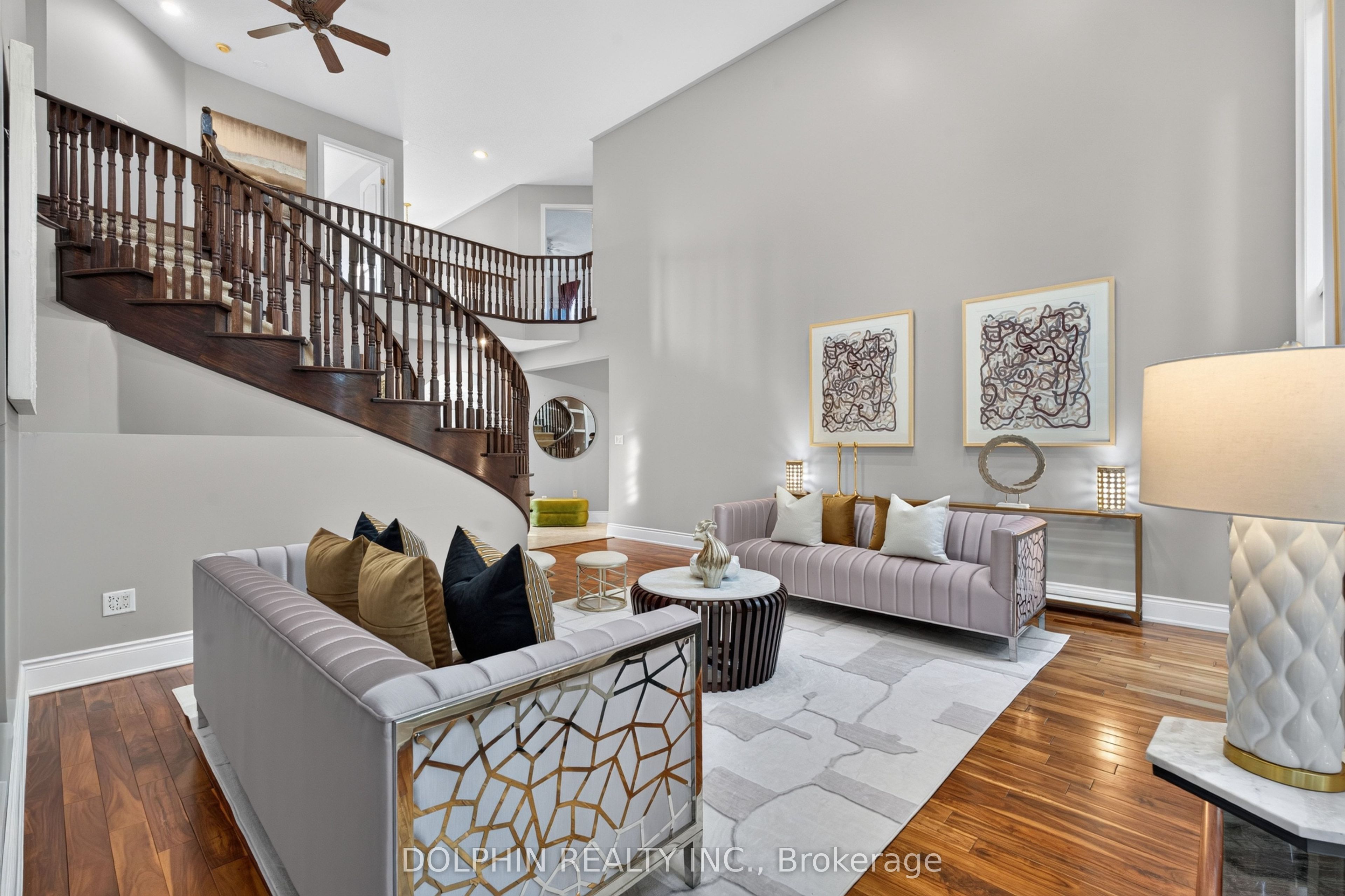 735 Foxcroft Boulevard Property Photo 14