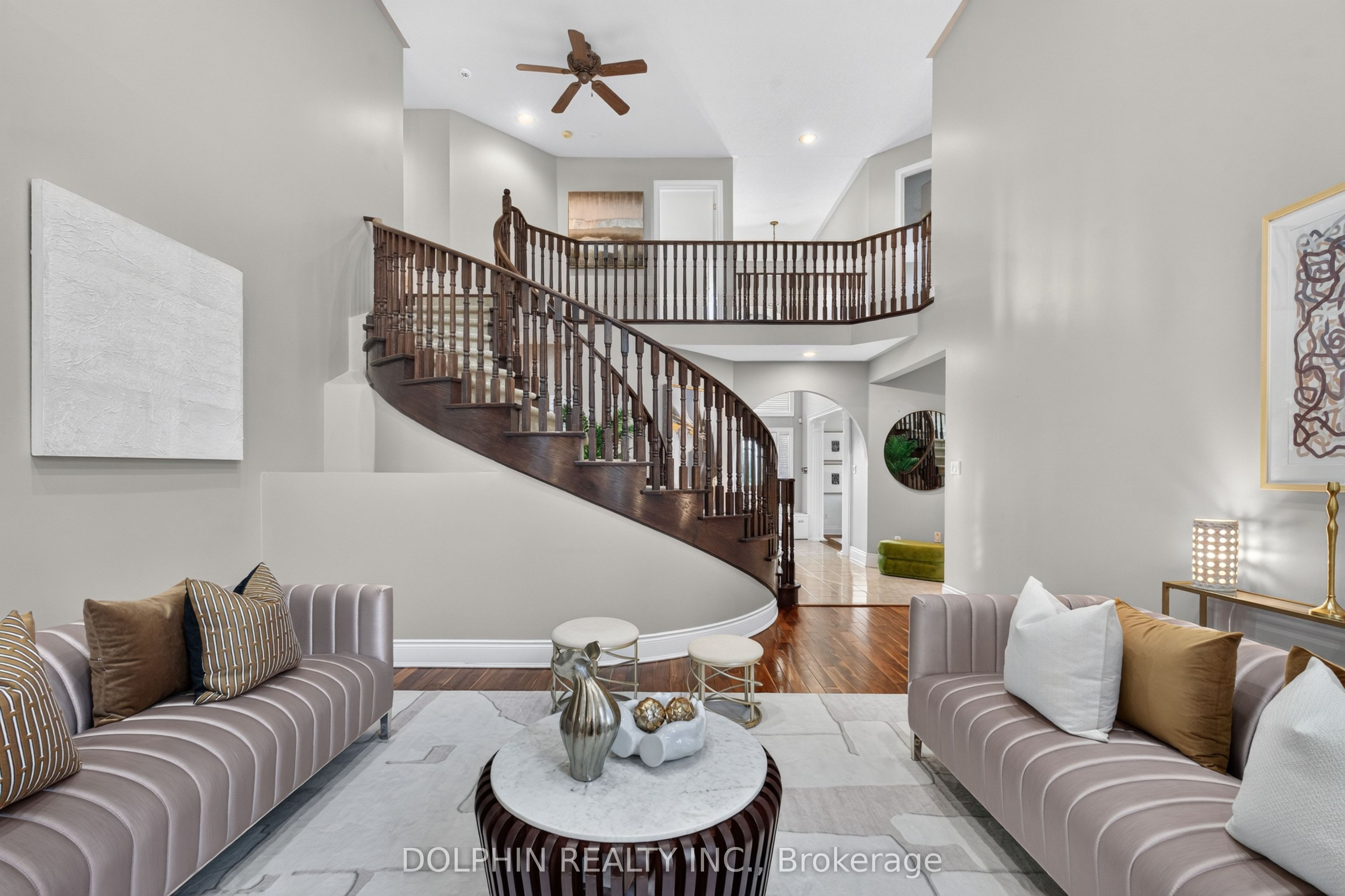 735 Foxcroft Boulevard Property Photo 16