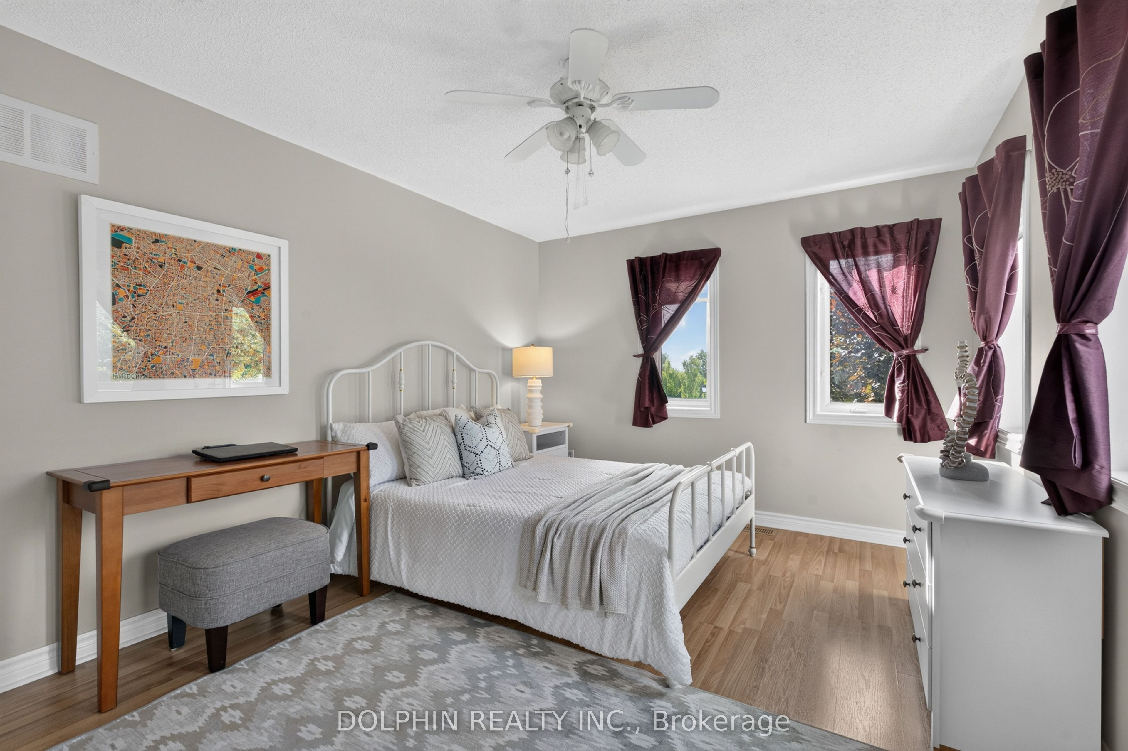 735 Foxcroft Boulevard Property Photo 28
