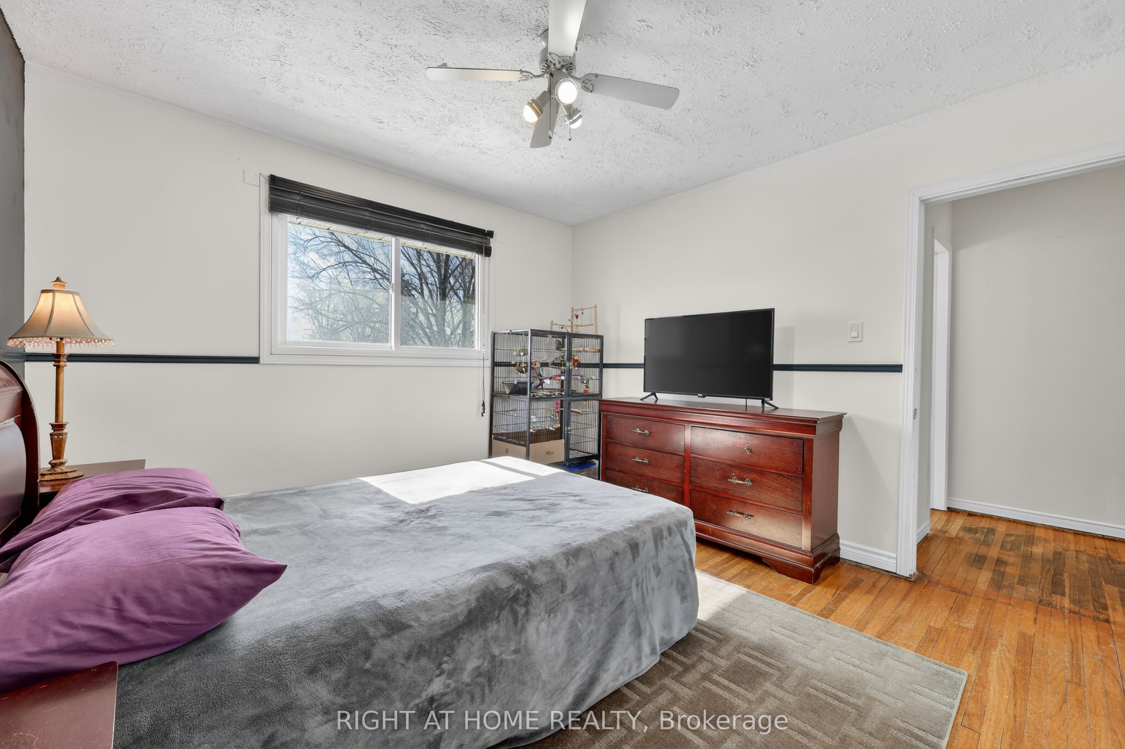 246 Calford Street Property Photo 33