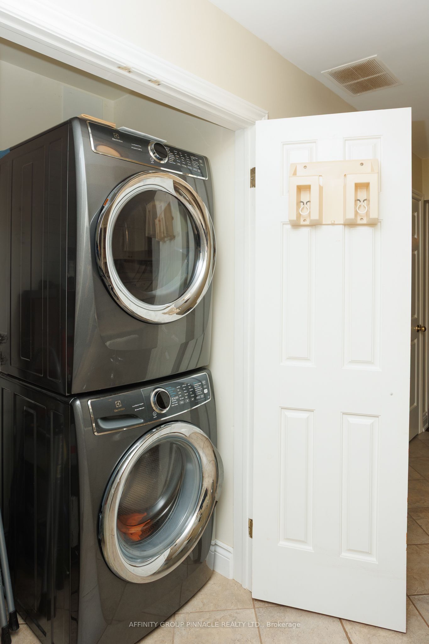 B194 Cedar Beach Road 48 Property Photo 14