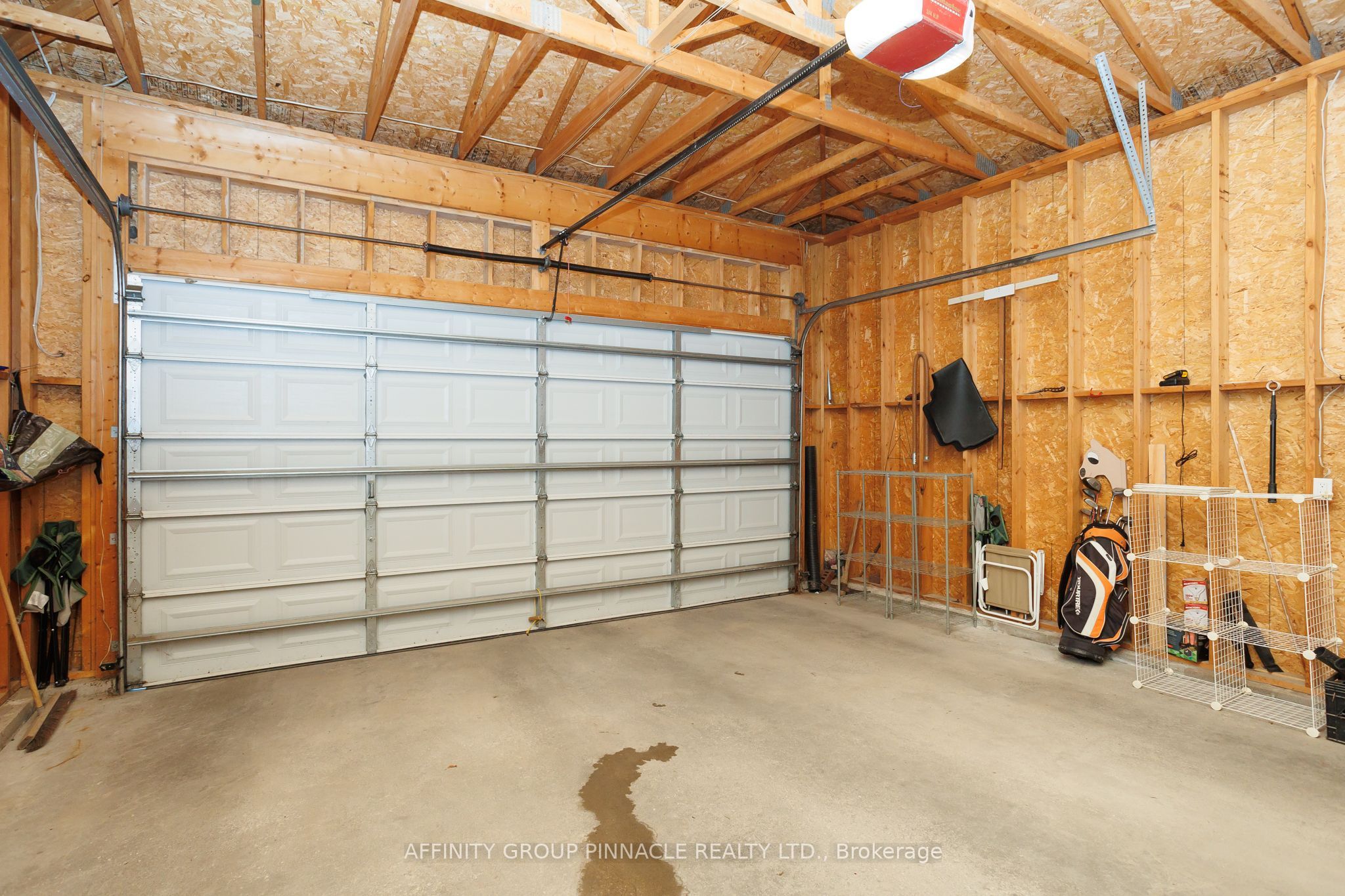 476 Bay Street Property Photo 42