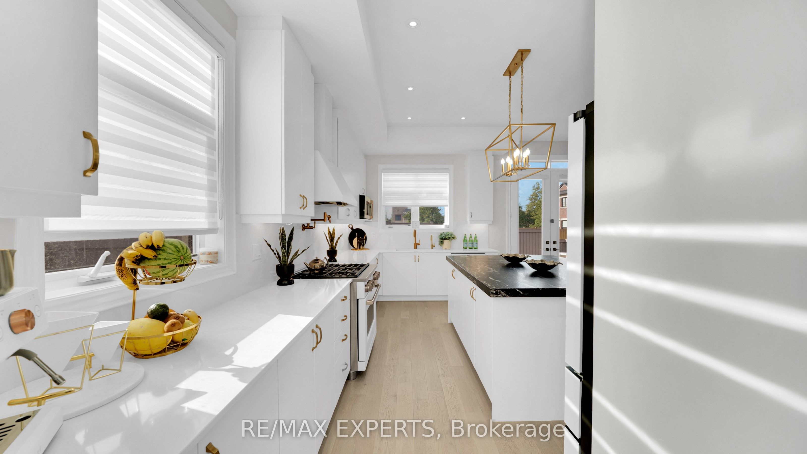89 Rosshaven Crescent Property Photo 9