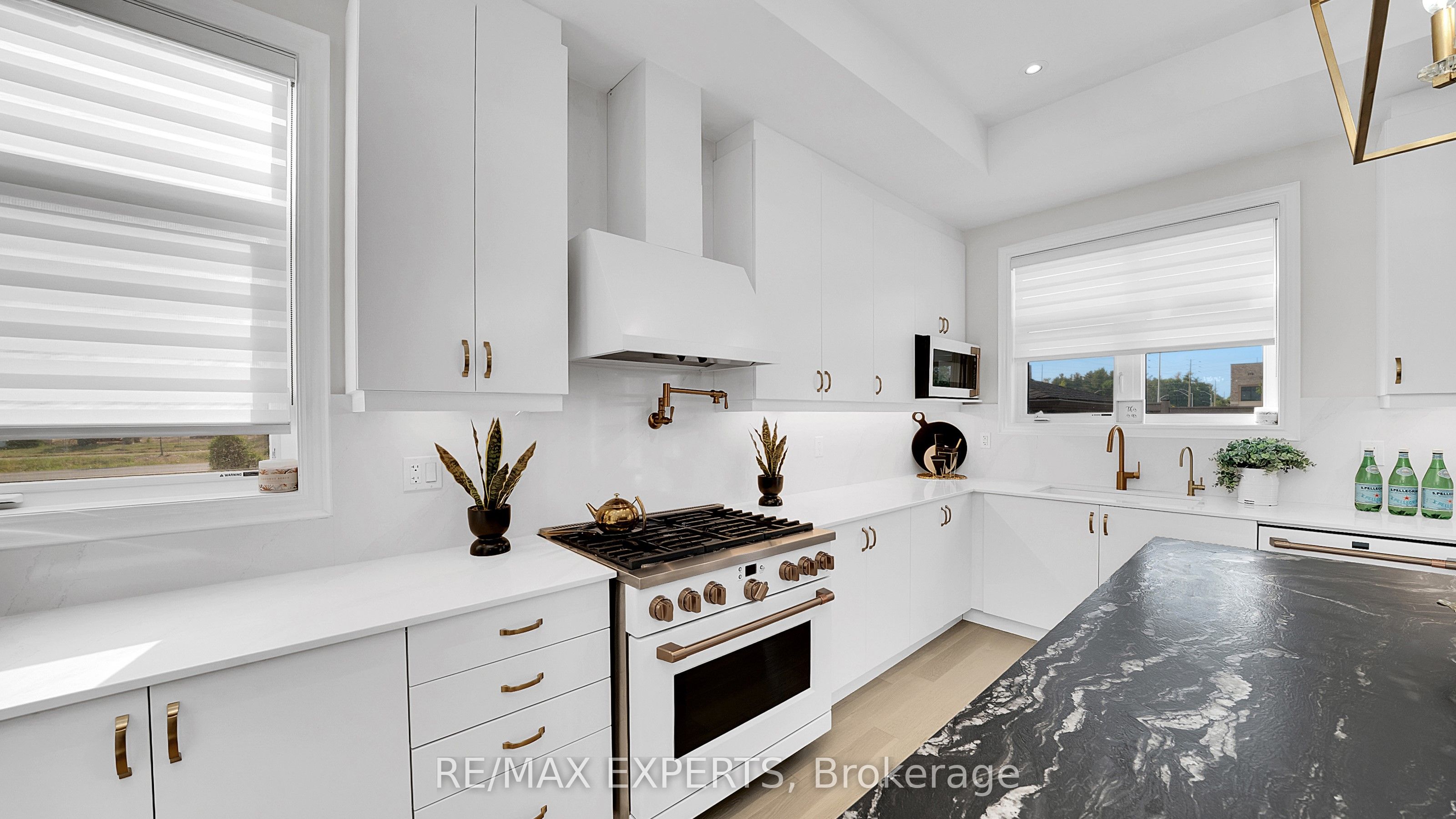 89 Rosshaven Crescent Property Photo 10