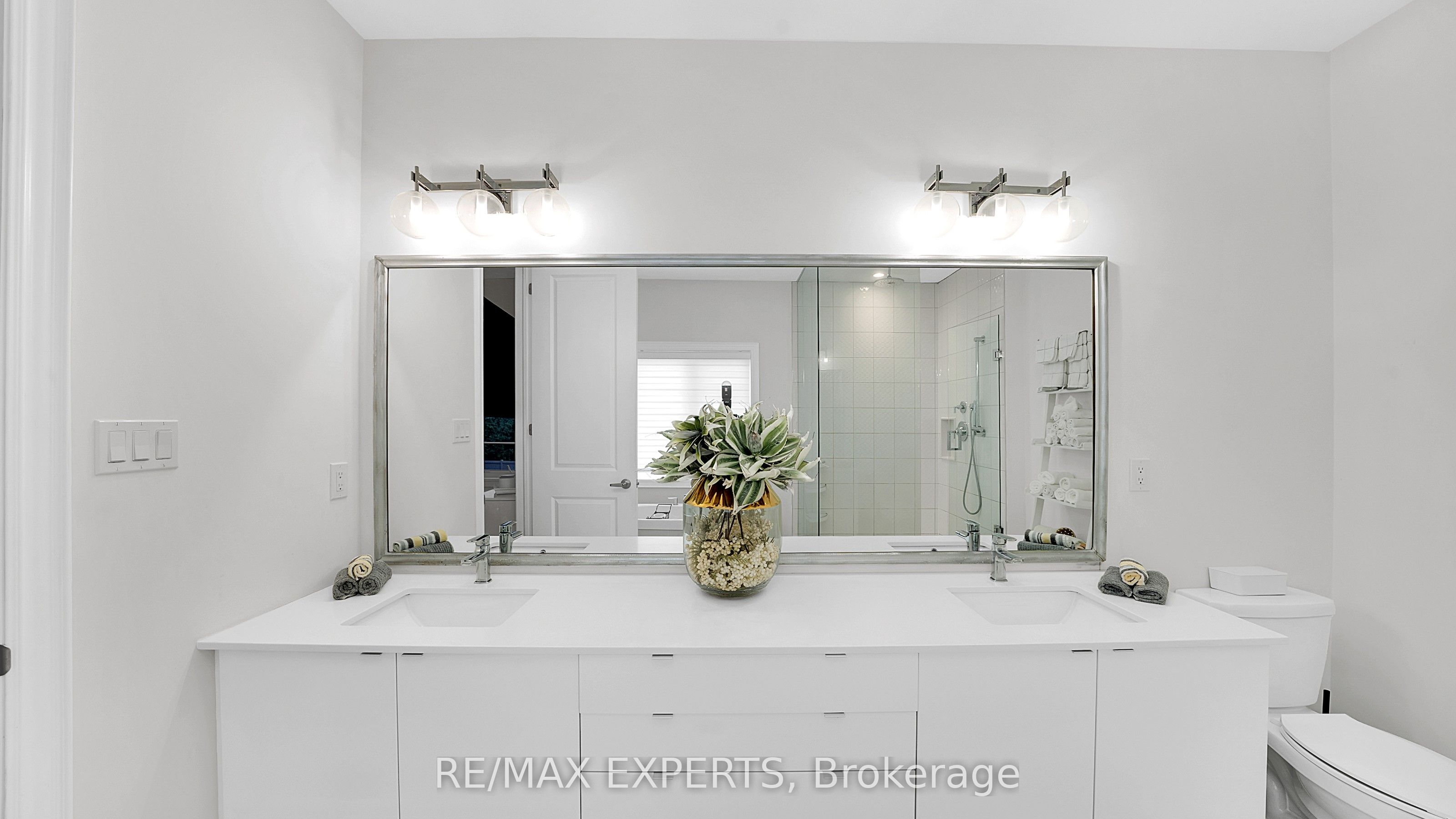 89 Rosshaven Crescent Property Photo 30