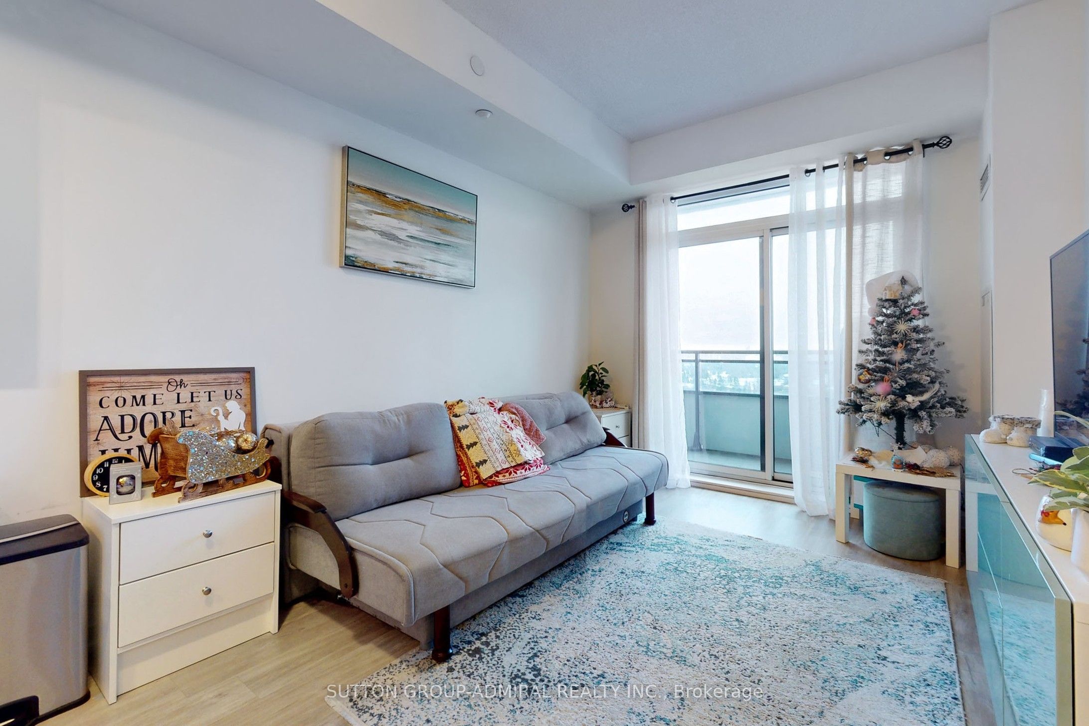 7890 Bathurst Street 1703 Property Photo 4