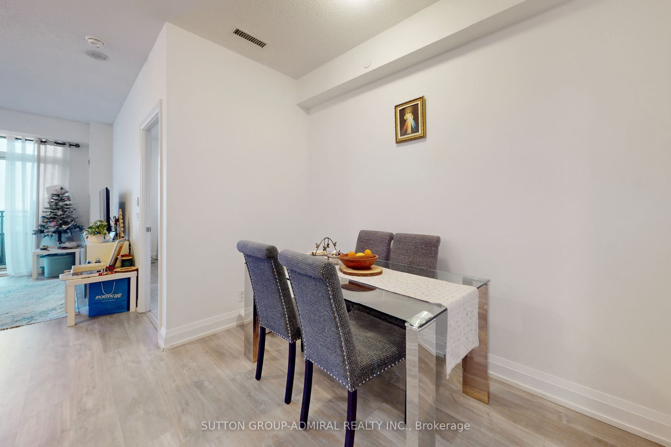 7890 Bathurst Street 1703 Property Photo 10