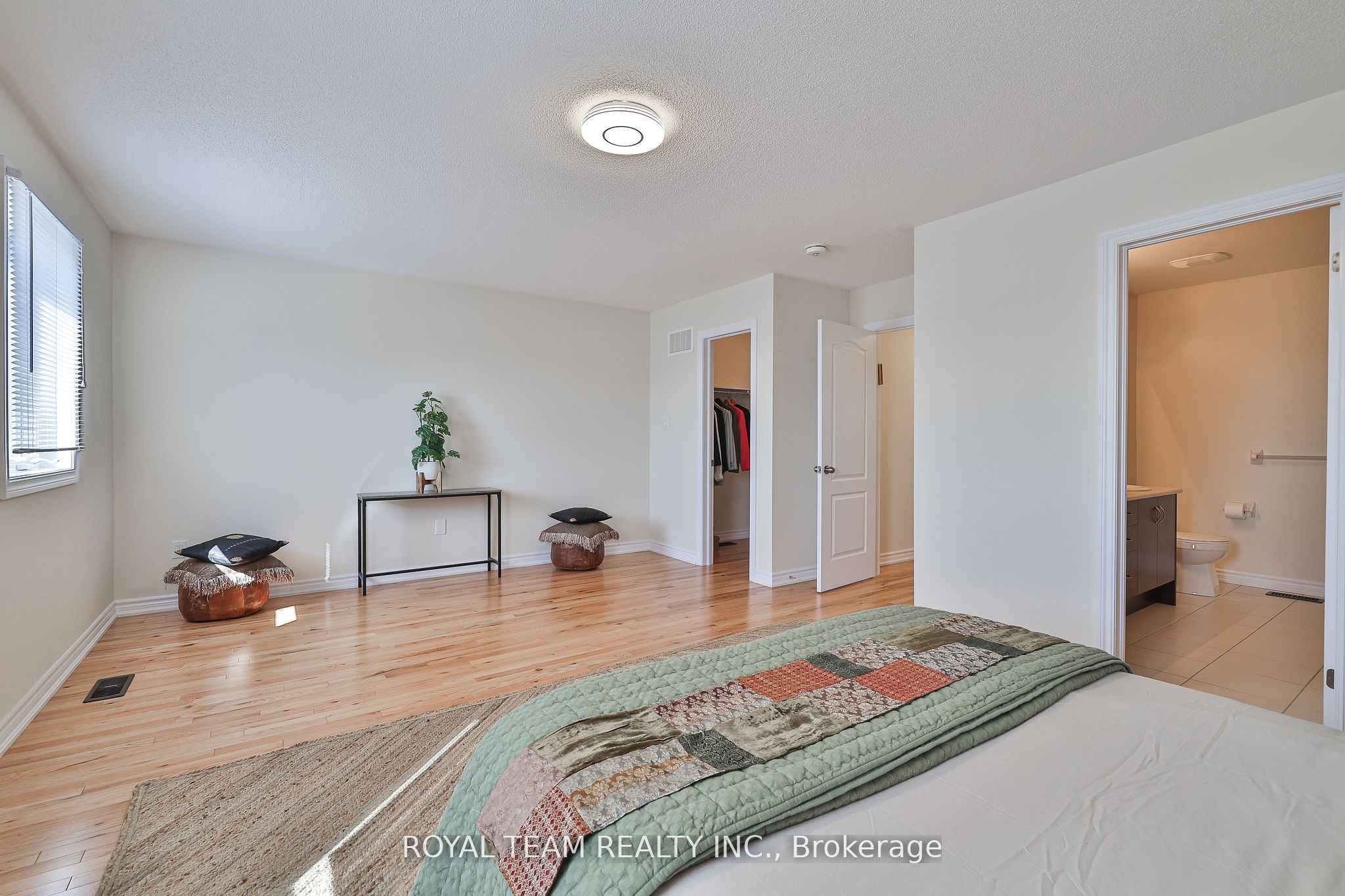 1246 Peelar Crescent Property Photo 16