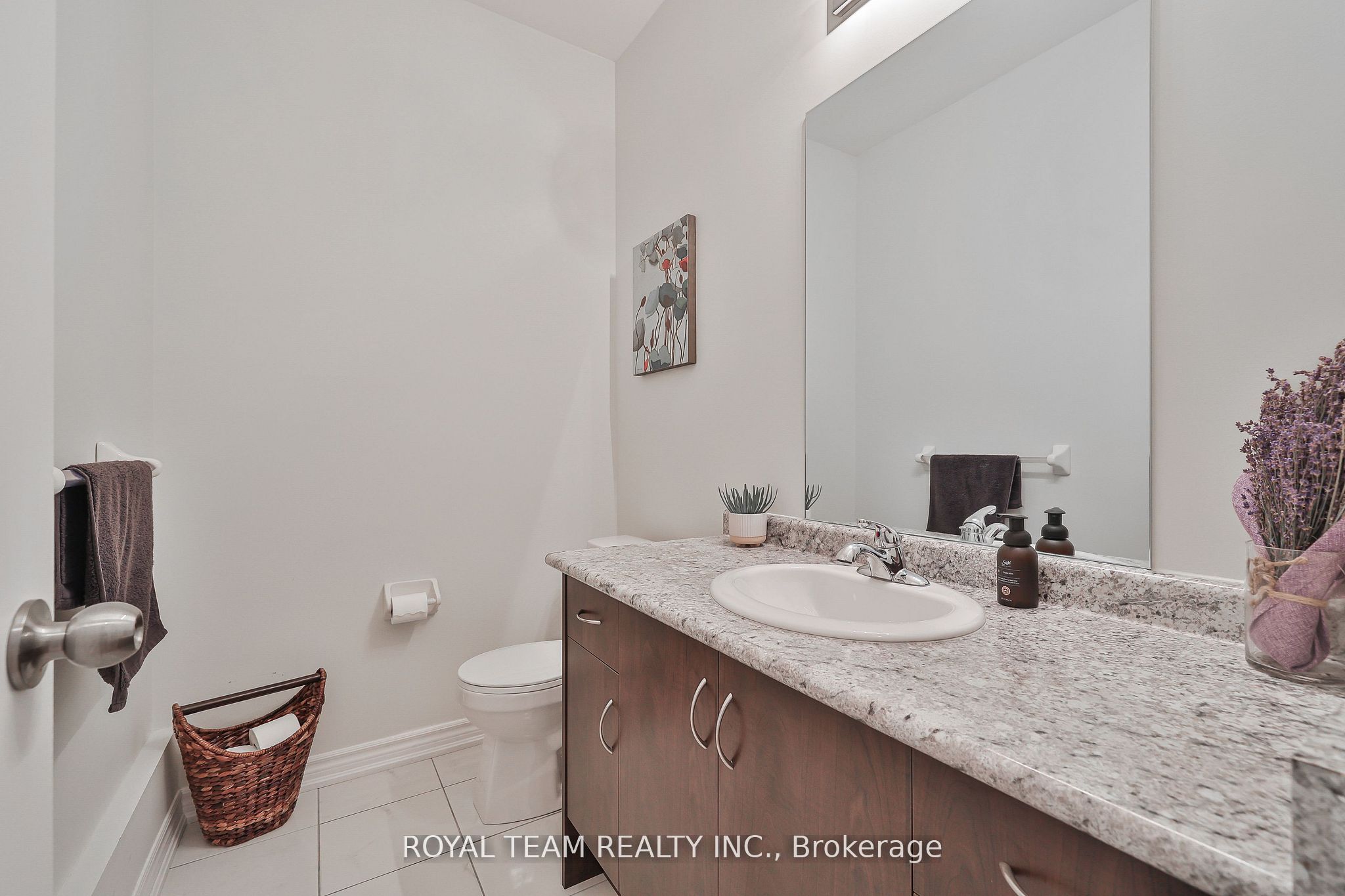 1246 Peelar Crescent Property Photo 22