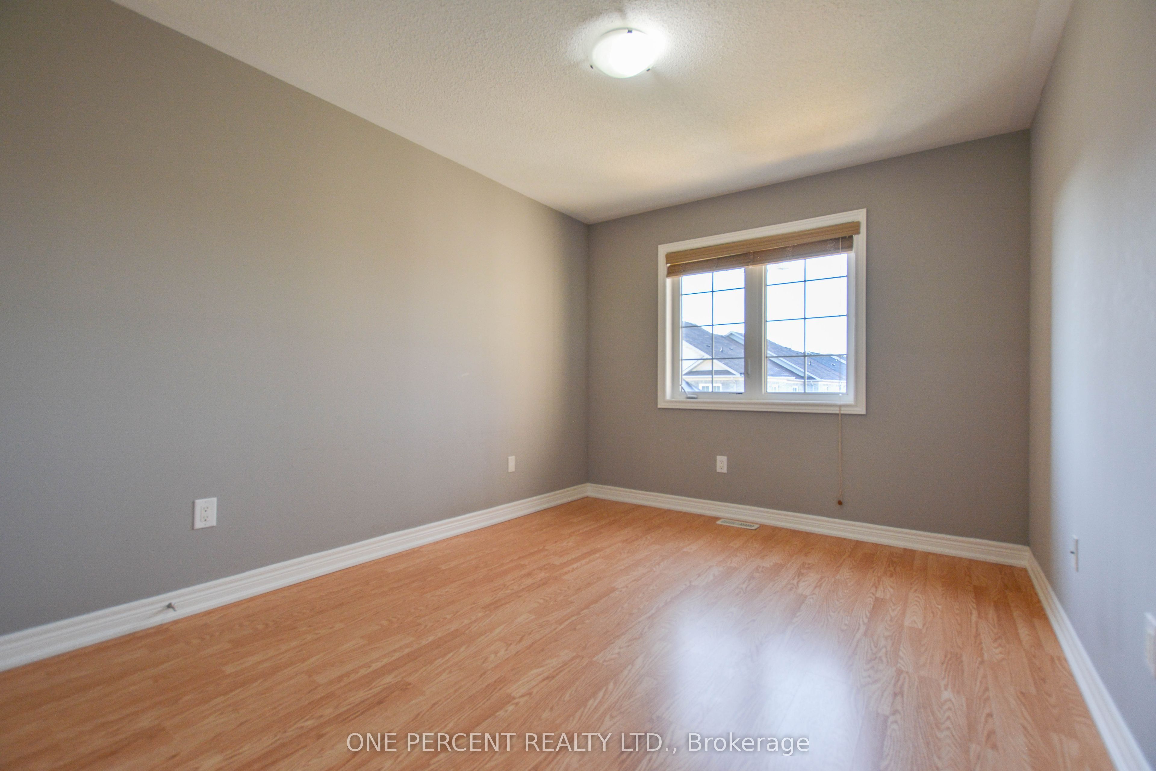 85 Benjamin Hood Crescent Property Photo 23
