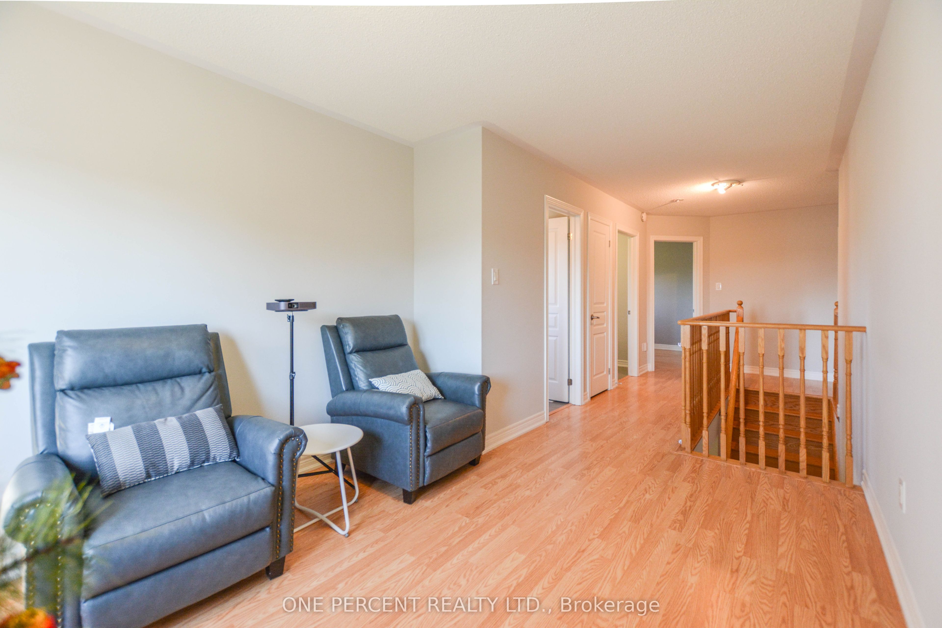 85 Benjamin Hood Crescent Property Photo 25