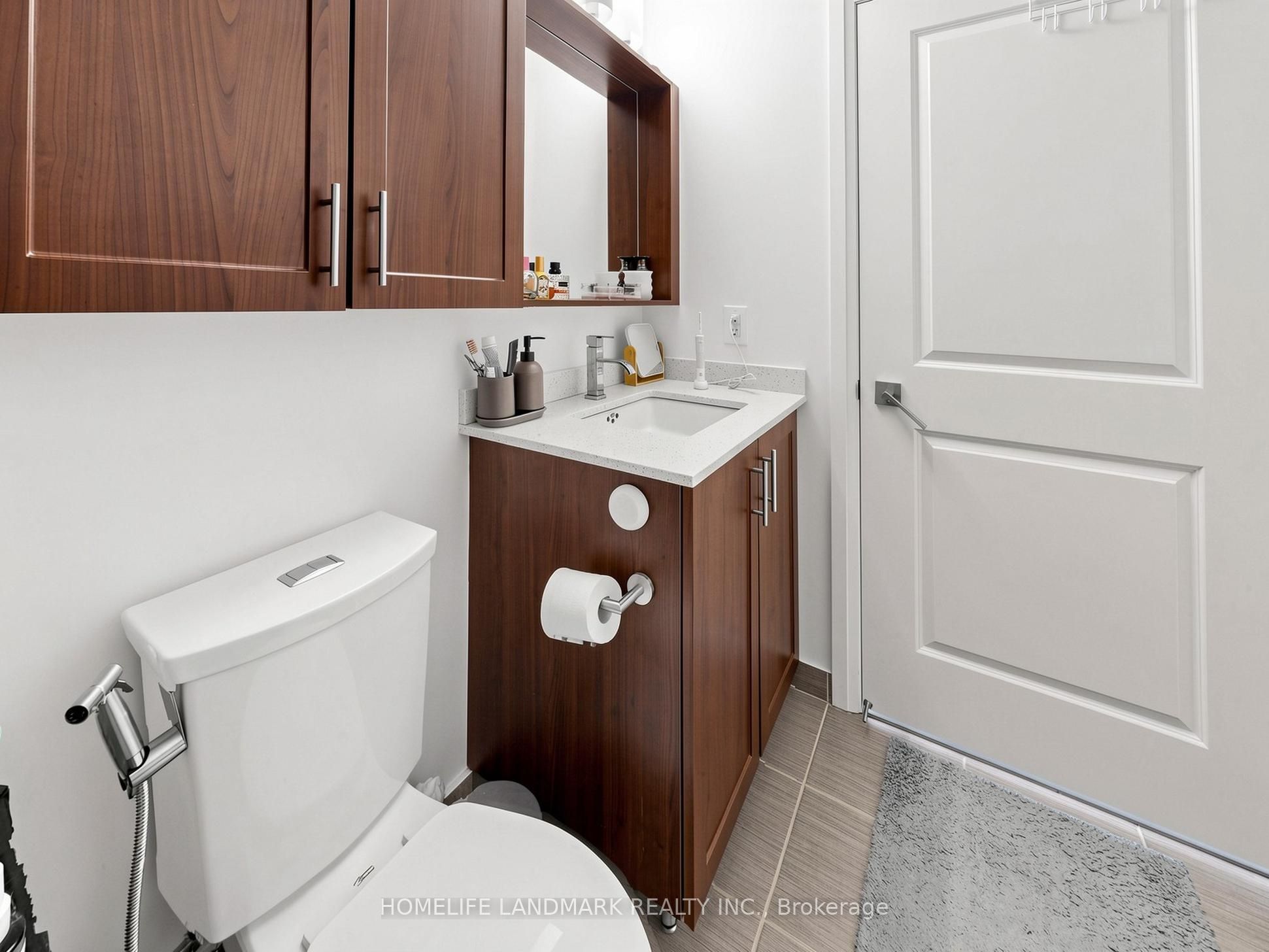3700 Highway 7 Road 2212 Property Photo 19