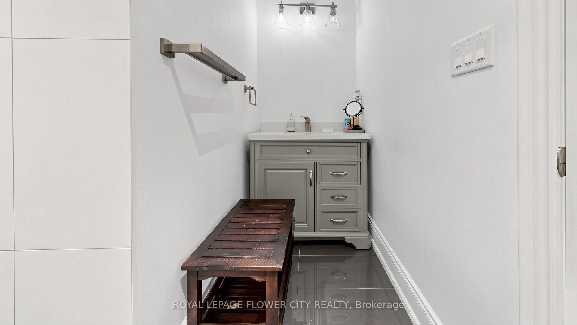 12 Paradise Valley Trail Property Photo 9