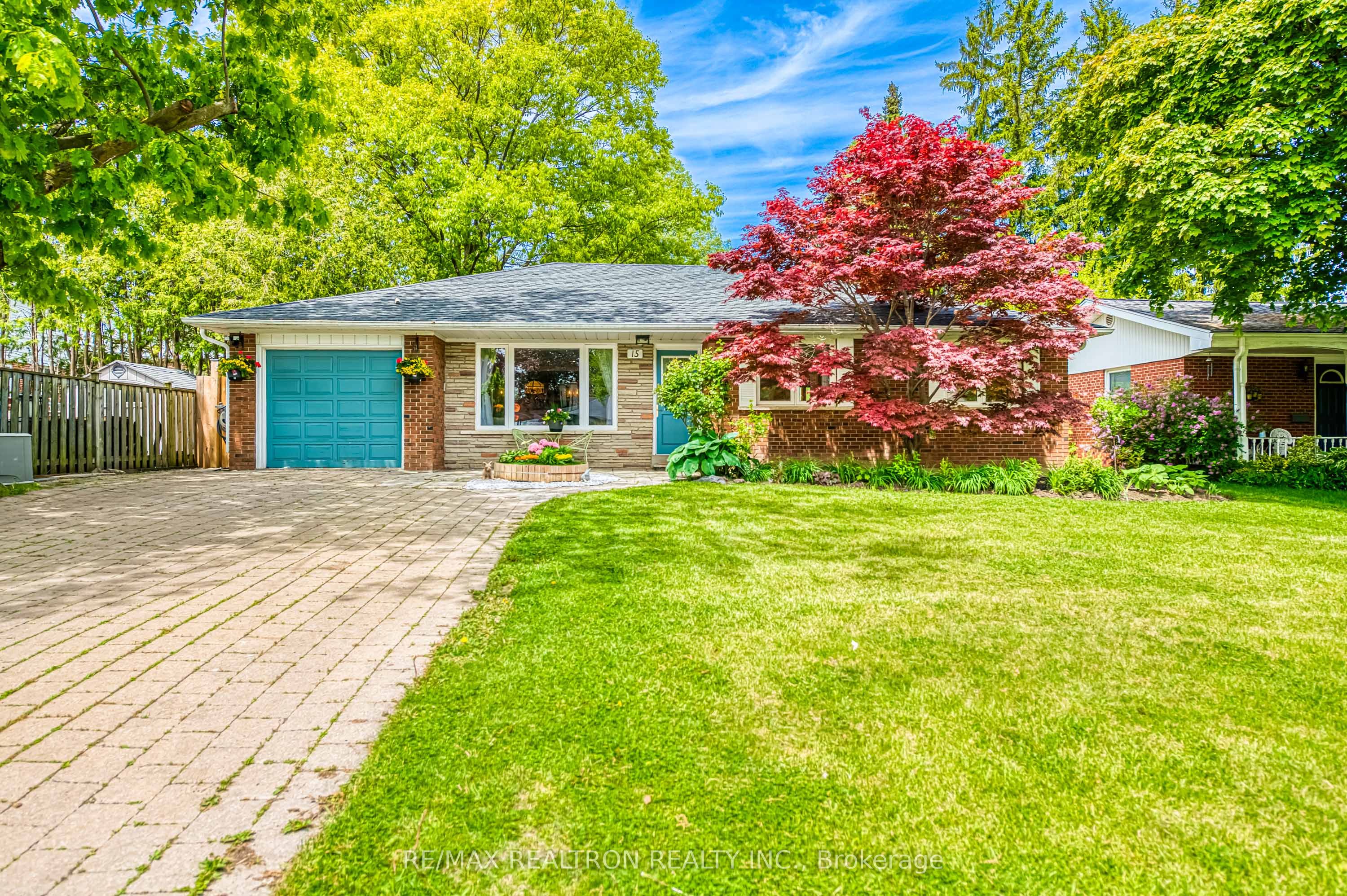 15 Lincoln Green Drive Property Photo 16