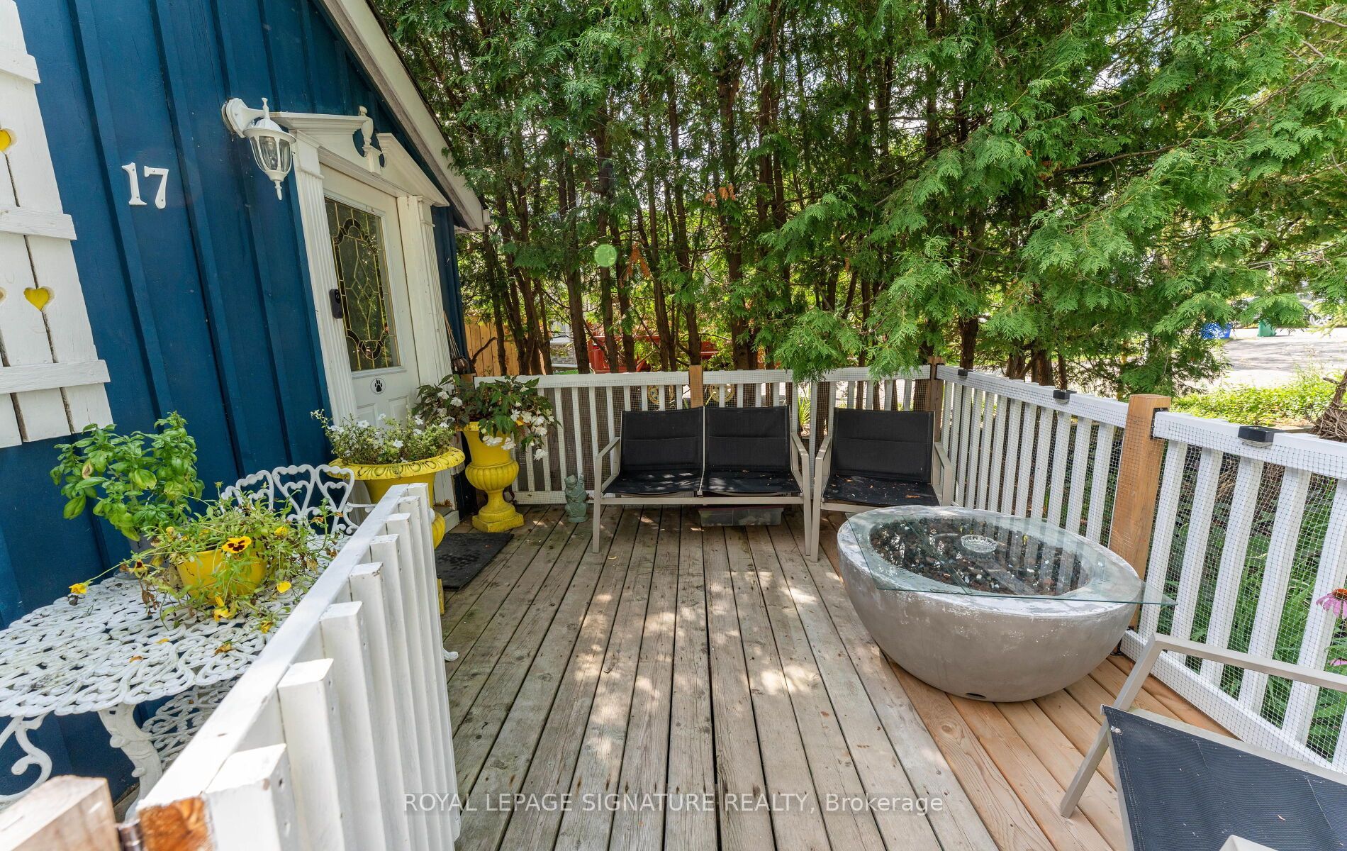 17 Mustard Street Property Photo 37