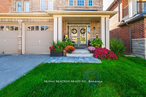 53 Gallant Place Property Photo 8