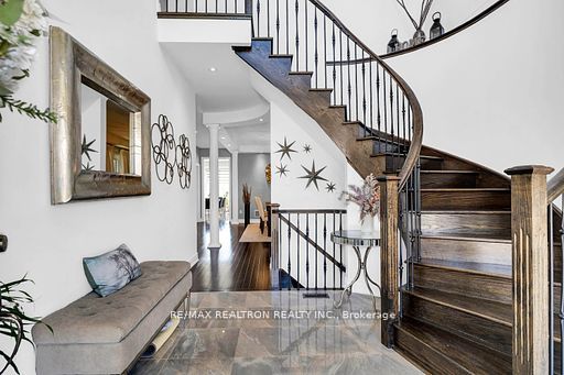 53 Gallant Place Property Photo 10