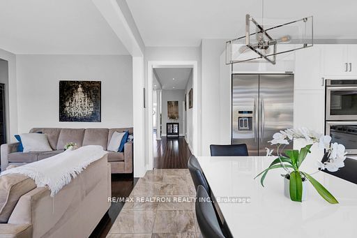 53 Gallant Place Property Photo 16
