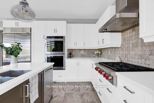 53 Gallant Place Property Photo 23