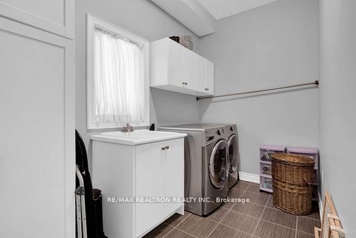 53 Gallant Place Property Photo 27