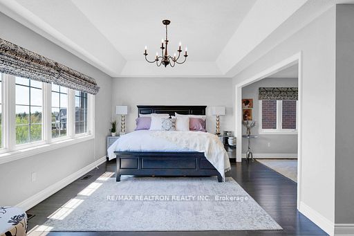 53 Gallant Place Property Photo 32