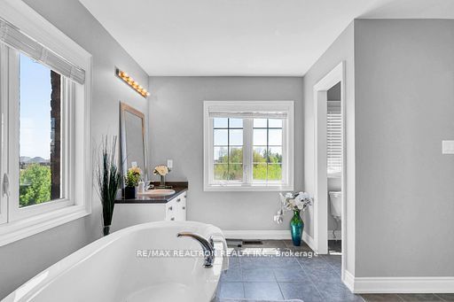 53 Gallant Place Property Photo 39