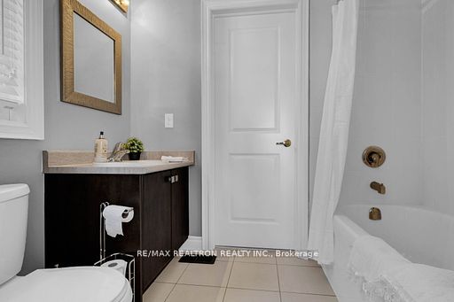 53 Gallant Place Property Photo 42