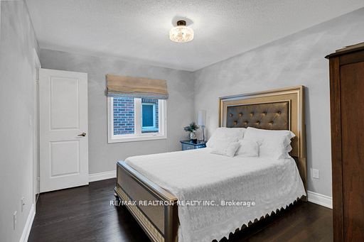 53 Gallant Place Property Photo 43