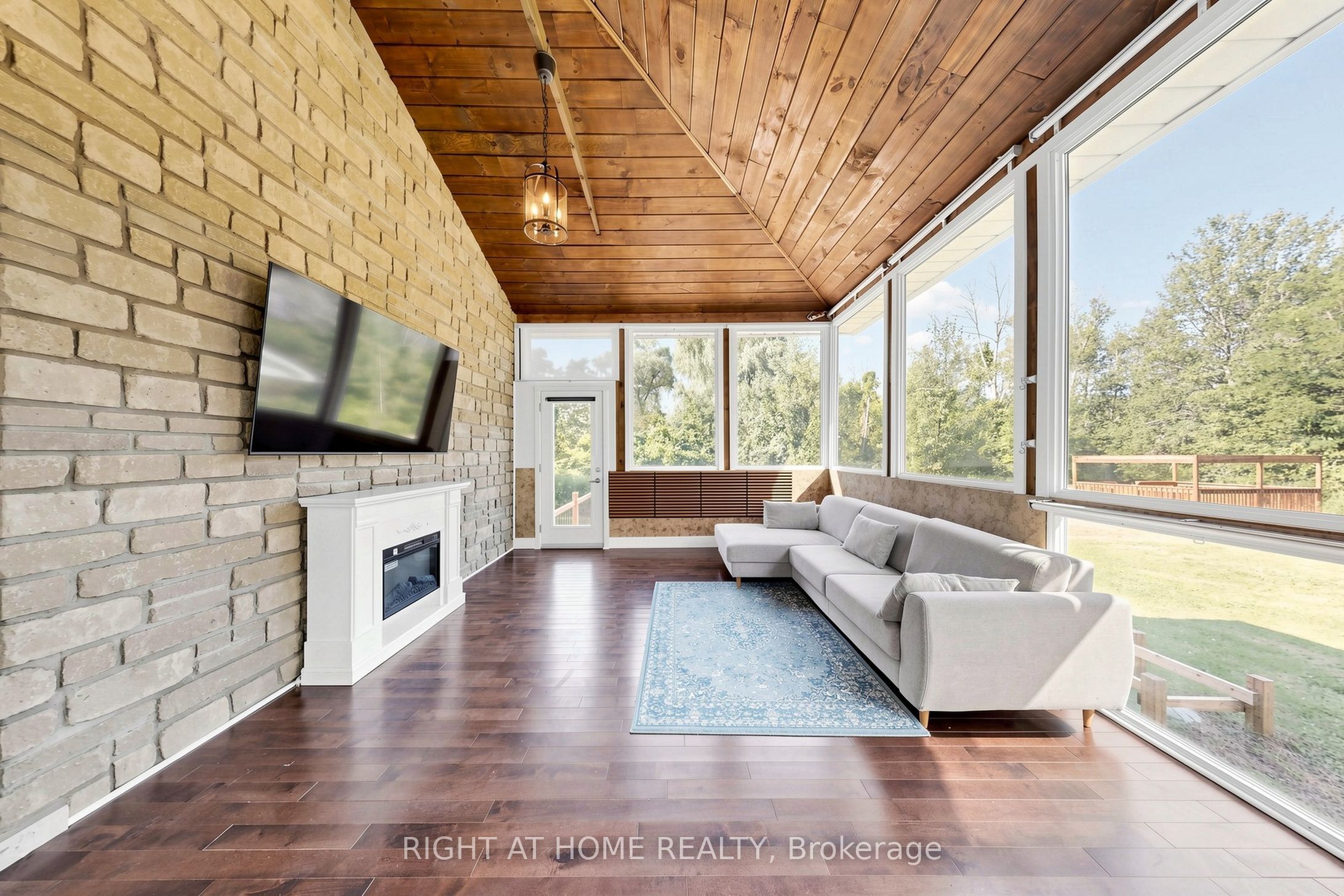 3016 Cole Road Property Photo 15