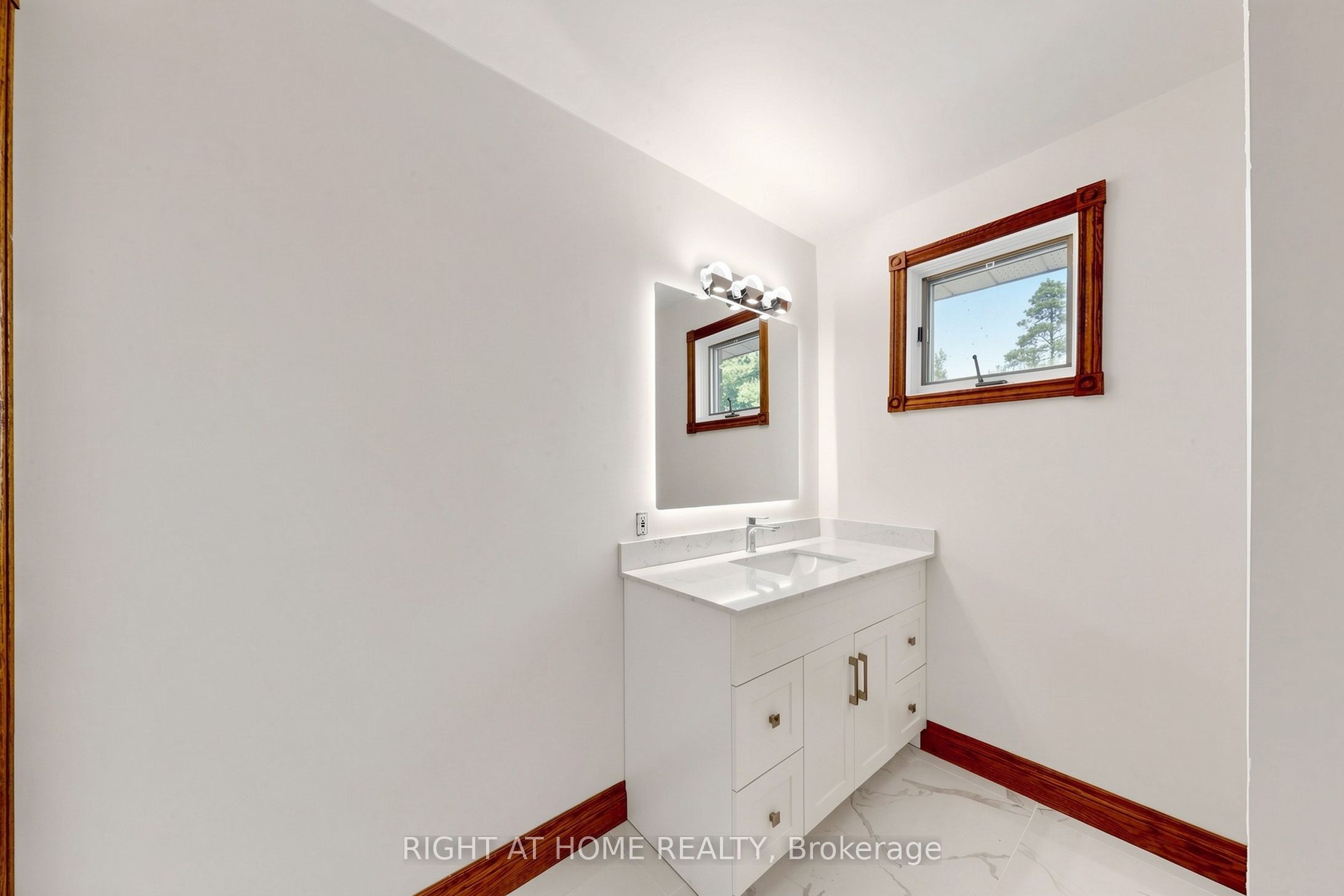3016 Cole Road Property Photo 23