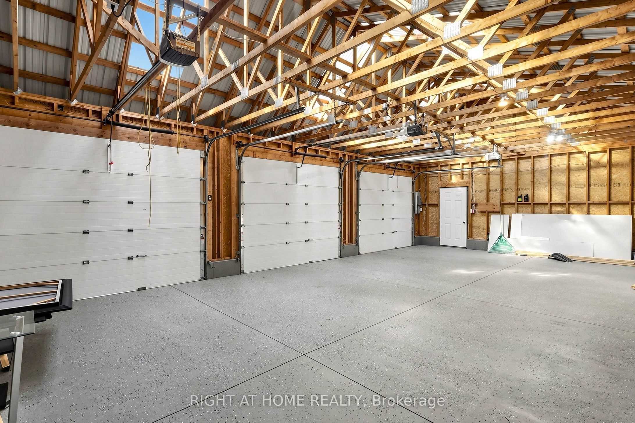 3016 Cole Road Property Photo 28