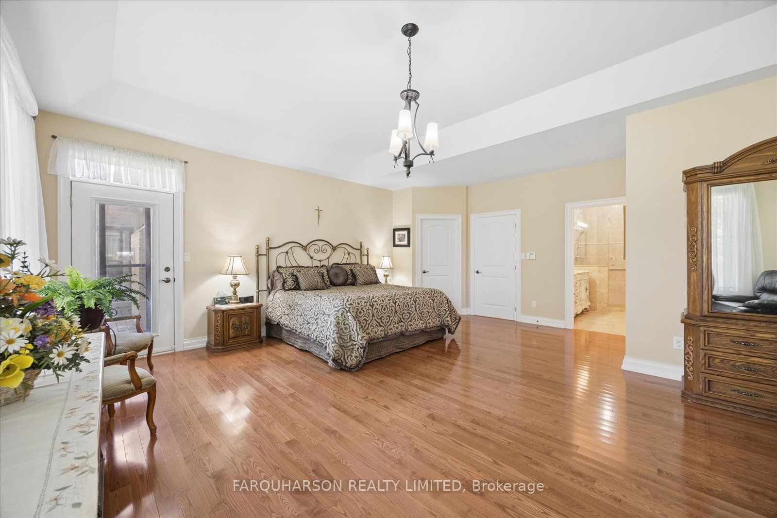55 Ogden Crescent Property Photo 15