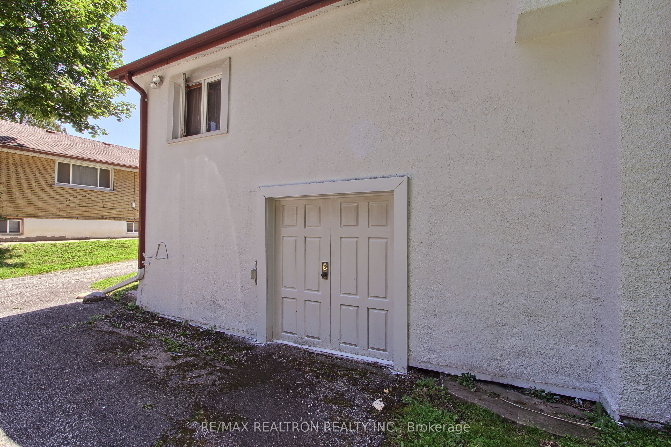 771 Gorham Street Property Photo 30
