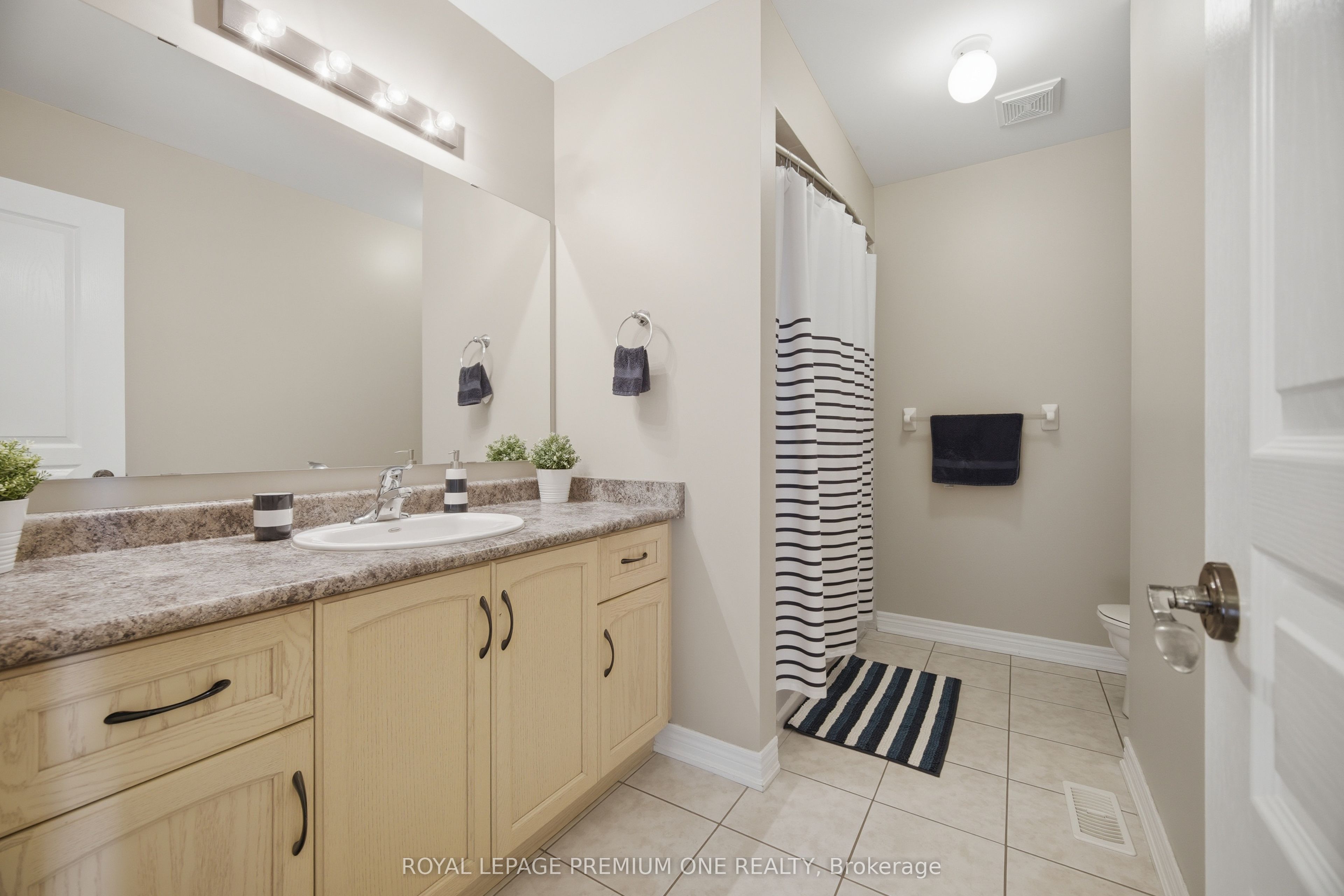 114 Bellini Avenue Property Photo 33