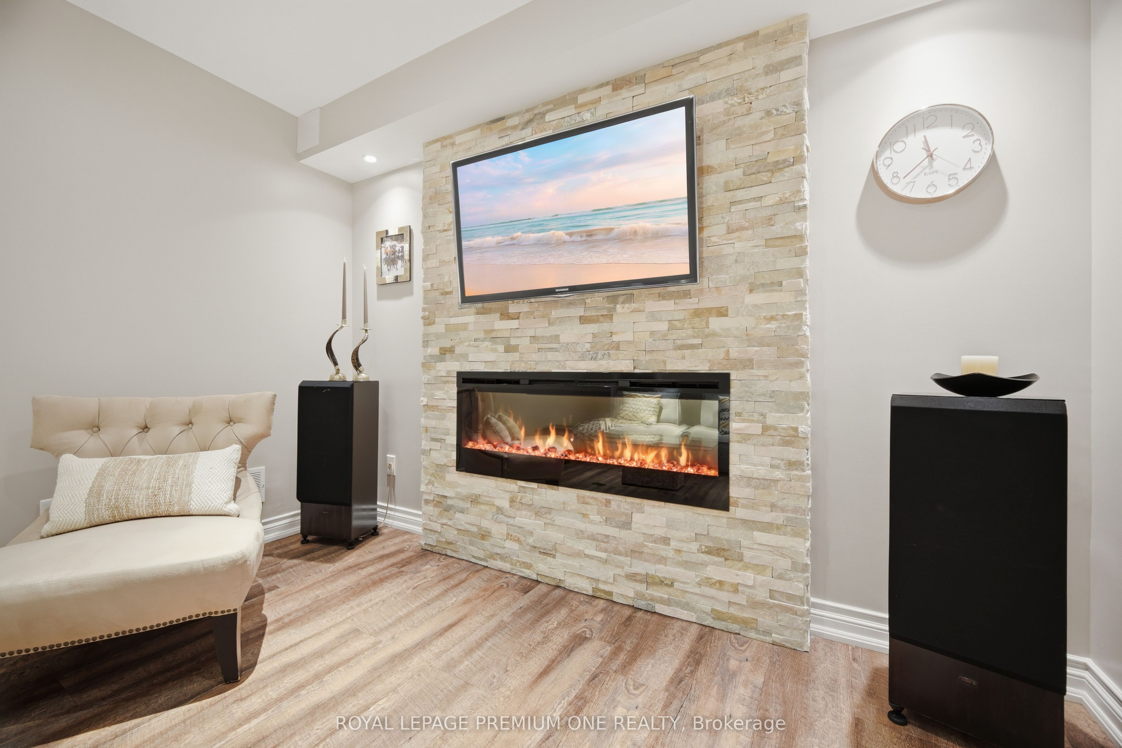 114 Bellini Avenue Property Photo 37