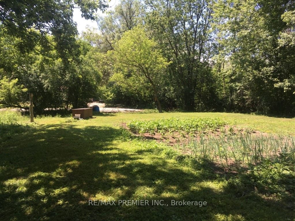 0 Fergus Avenue Property Photo 14