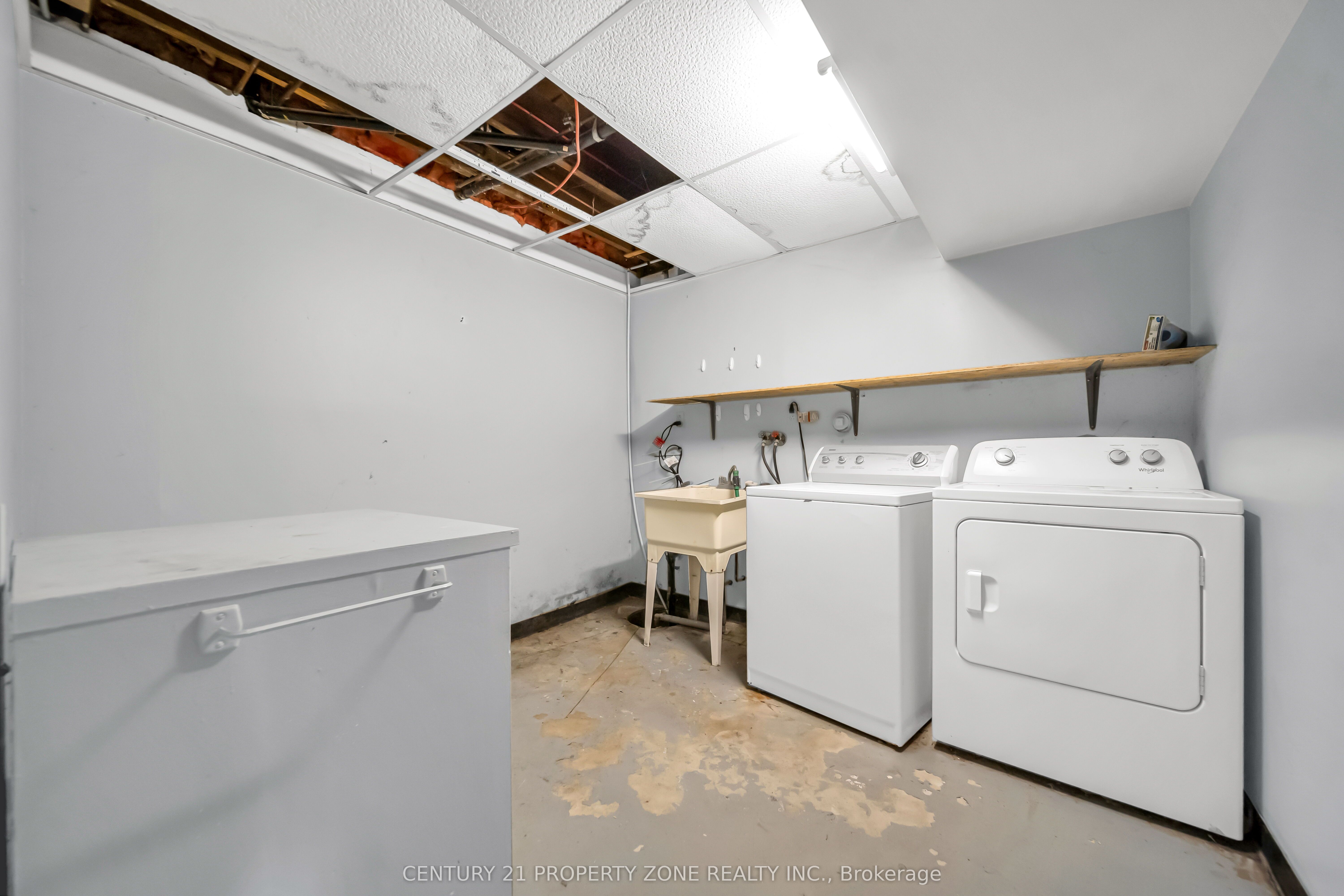 18580 Dufferin Street Property Photo 37