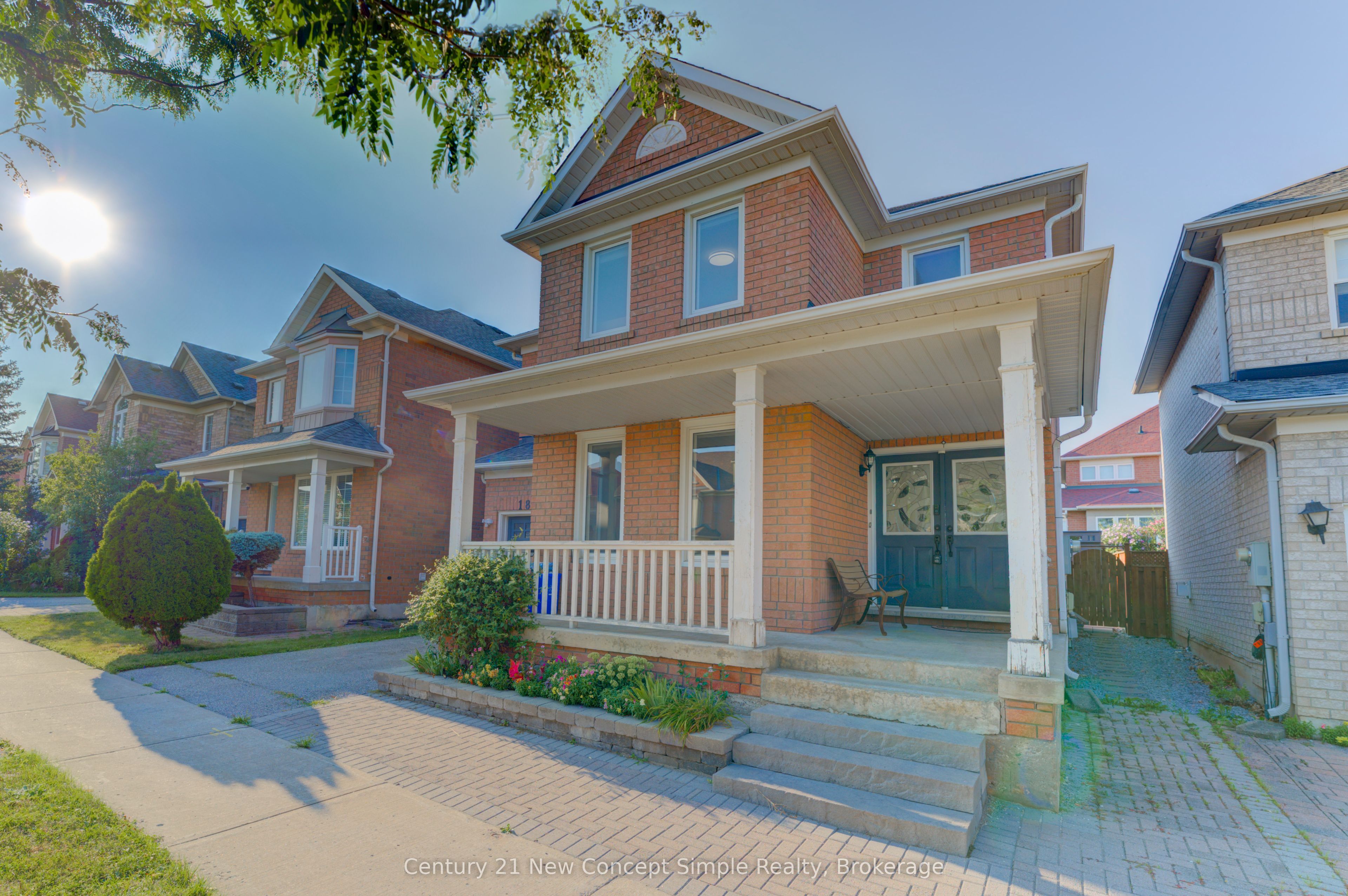 18 Castlemore Avenue Property Photo 3