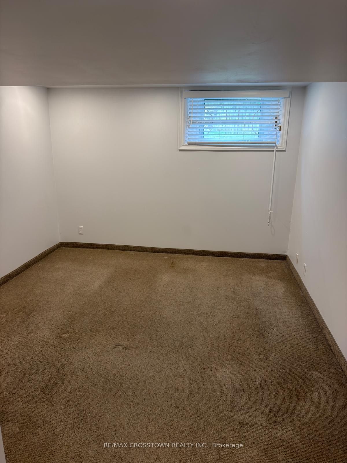 71 Treegrove Circle Bsmnt Property Photo 16