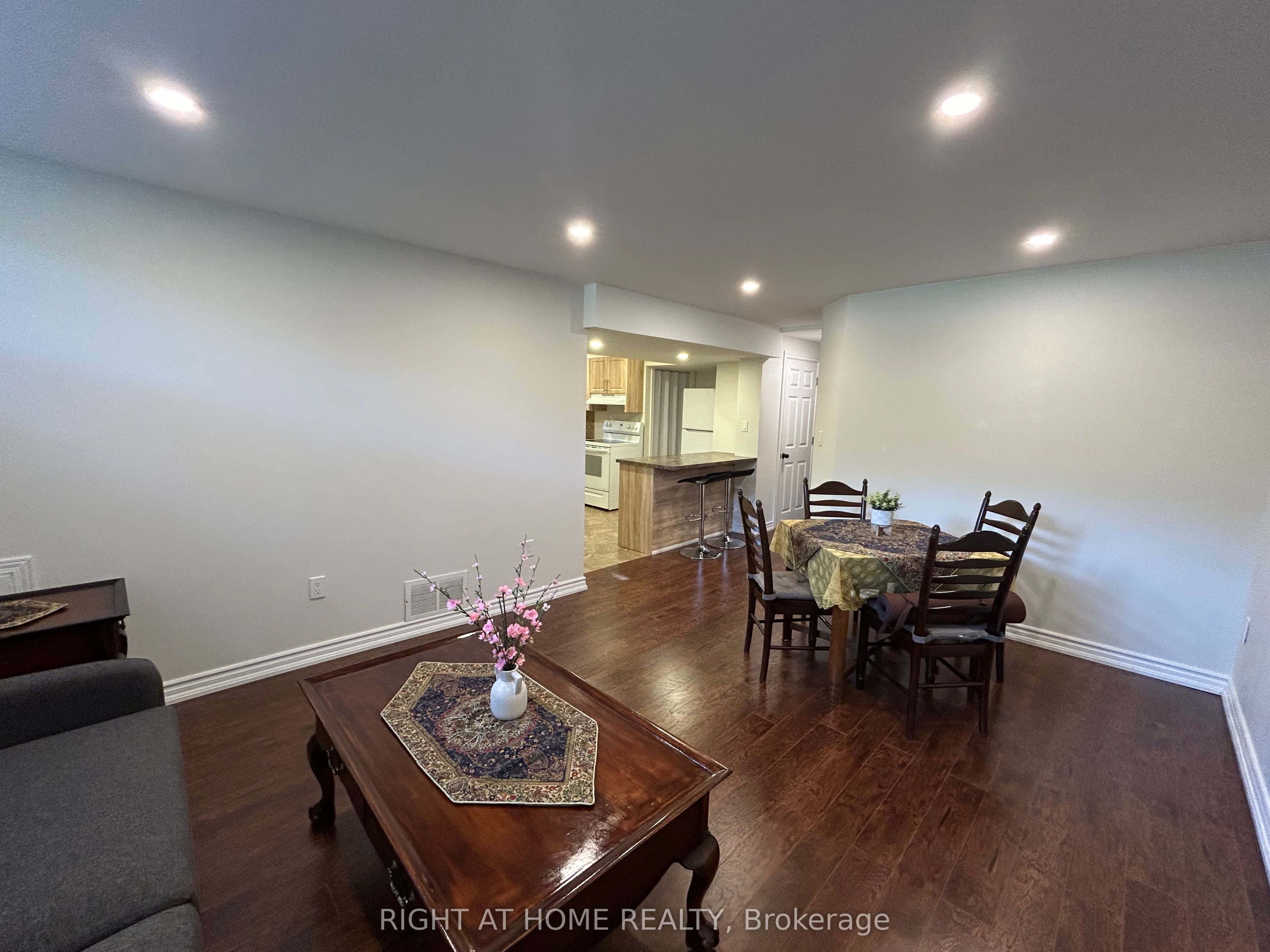 36 Aurora Heights Drive Property Photo 2