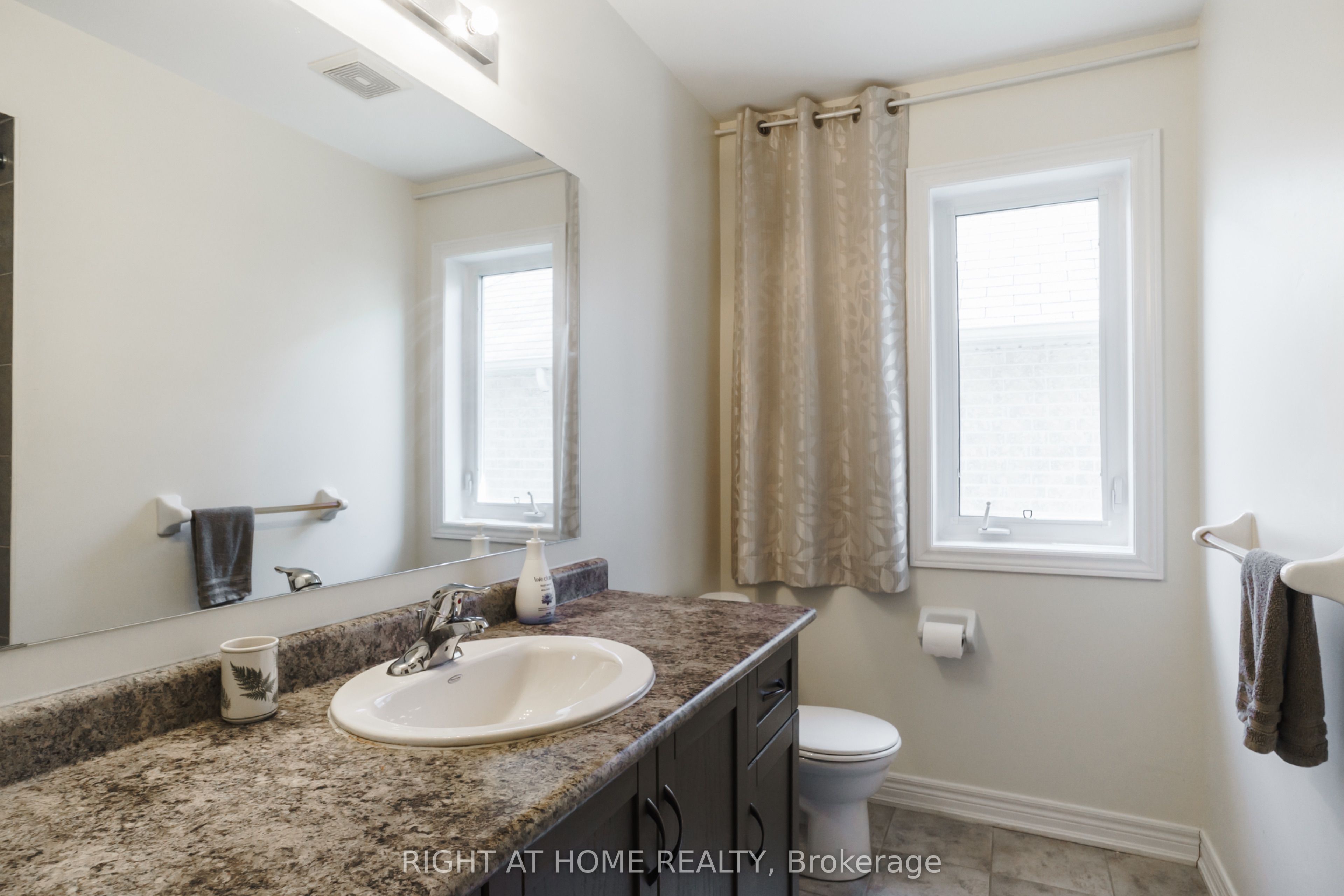 139 Bellini Avenue Property Photo 19
