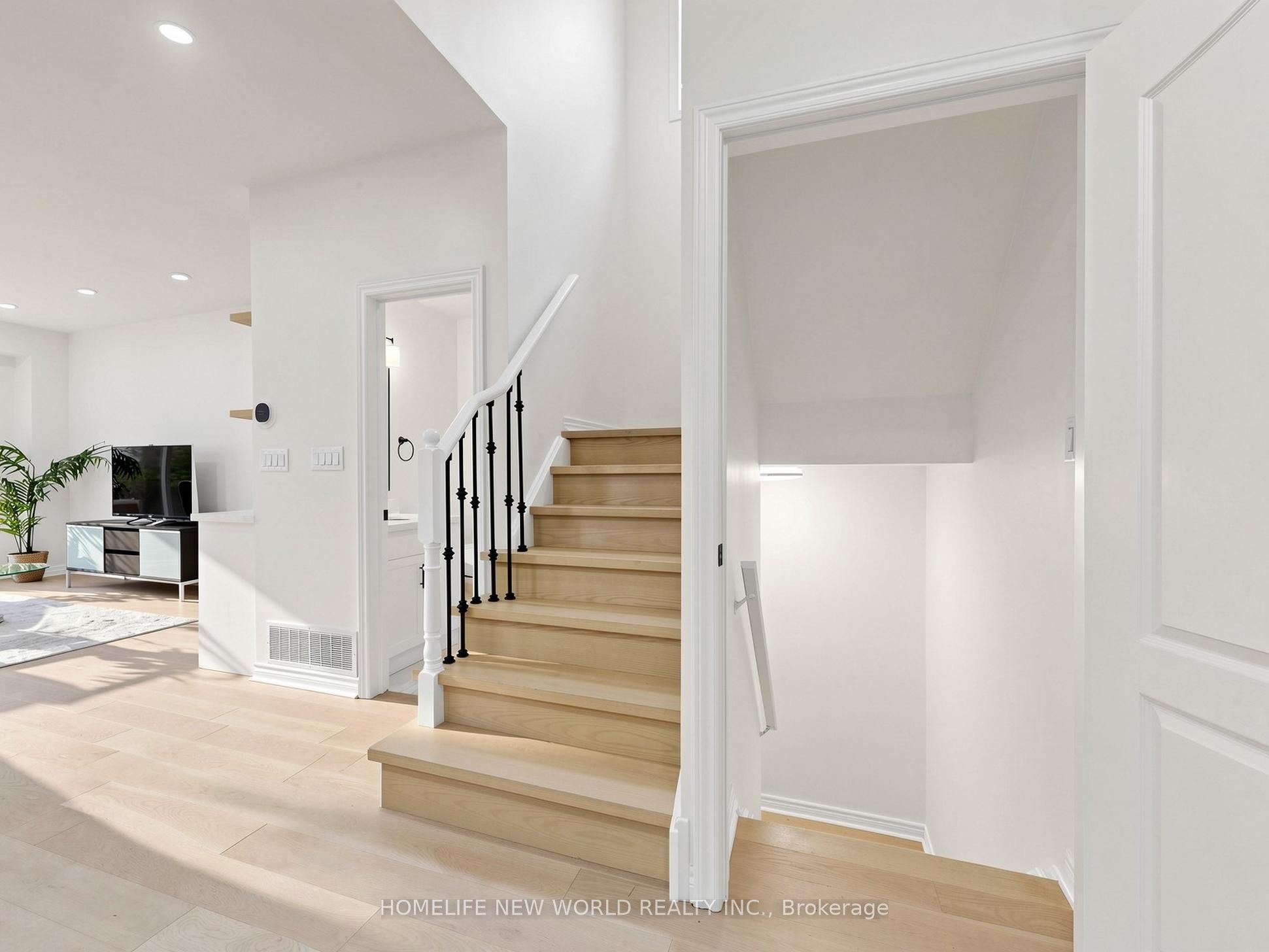 7 Monaco Crescent Property Photo 23