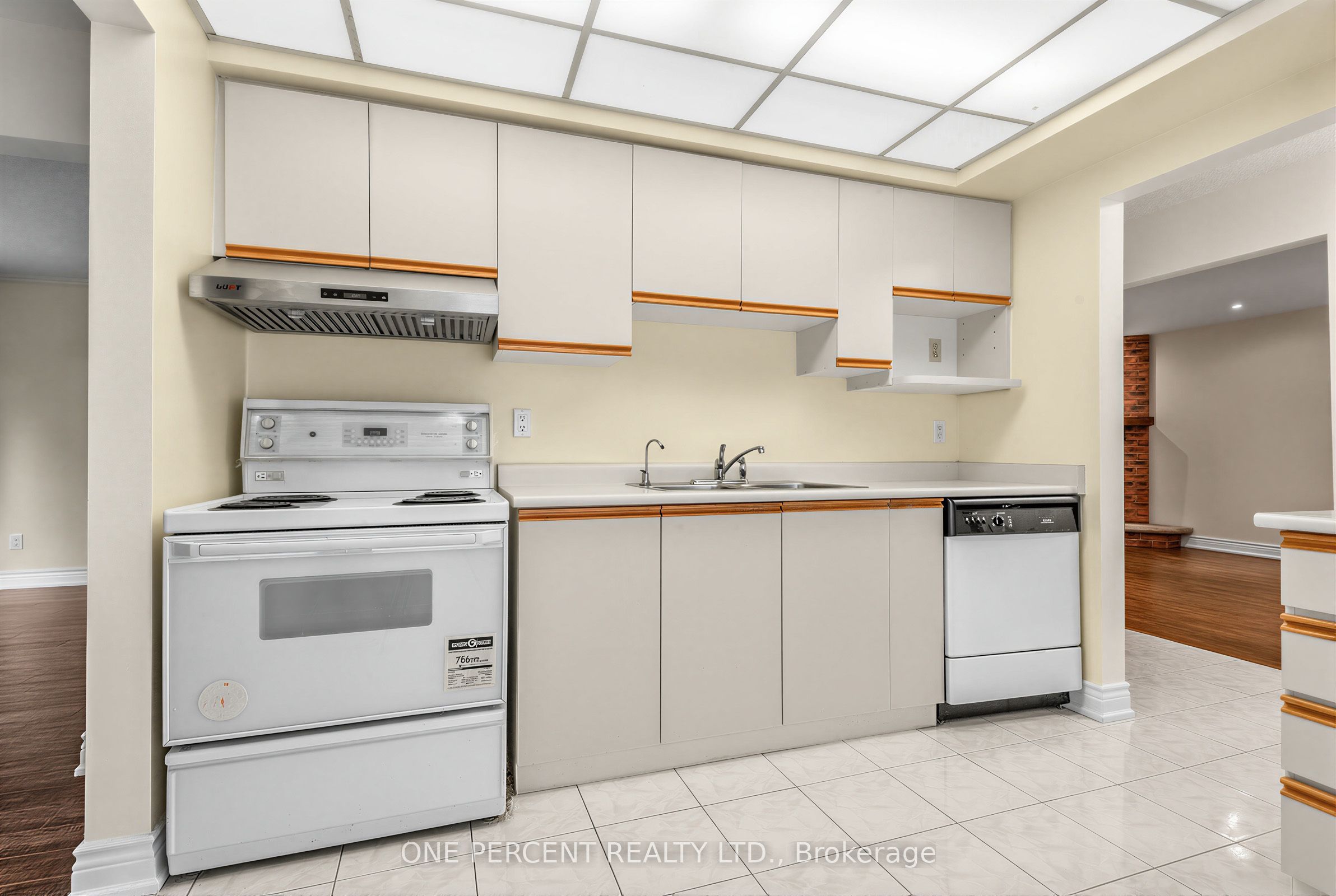12 Appleby Crescent Property Photo 7