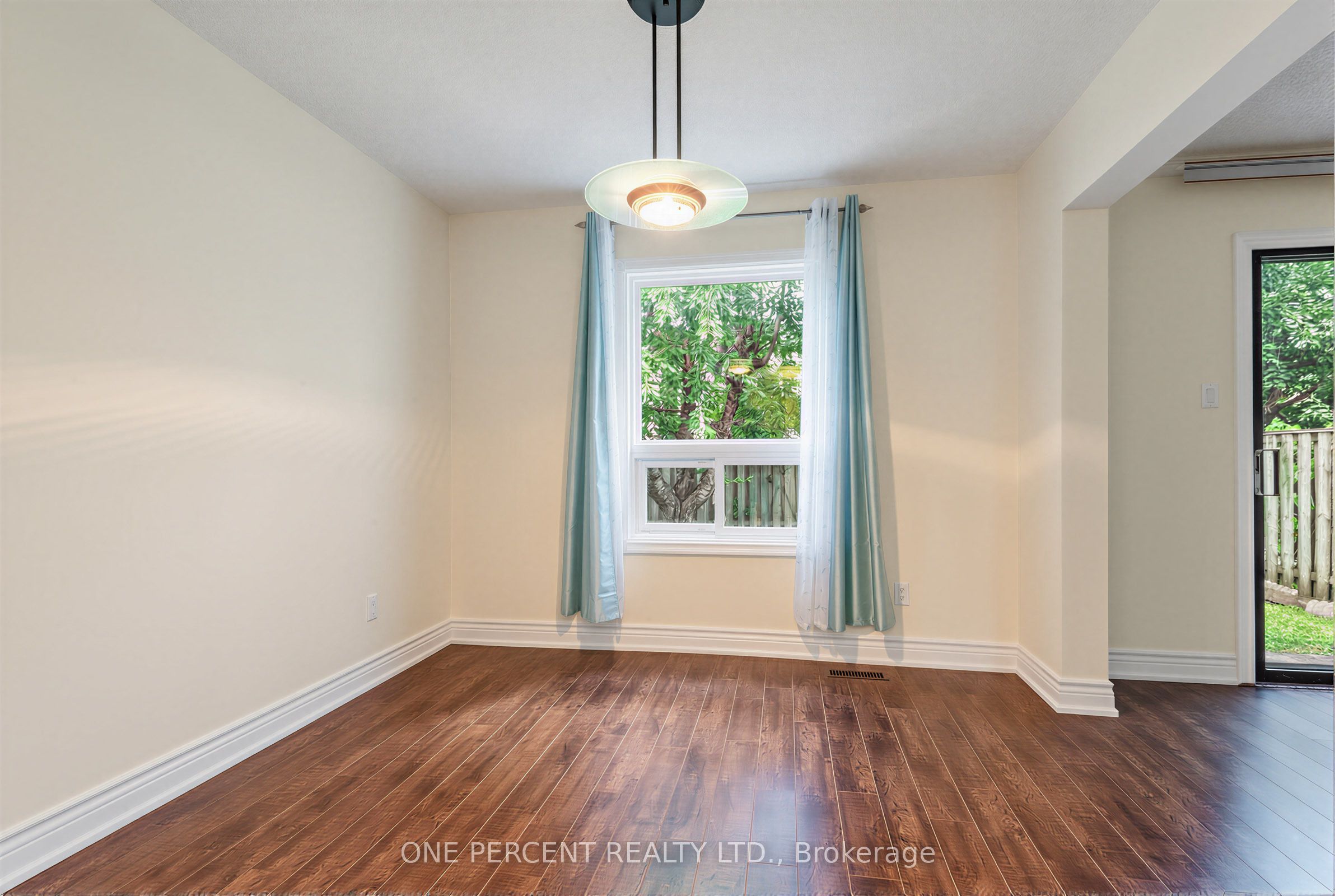 12 Appleby Crescent Property Photo 9