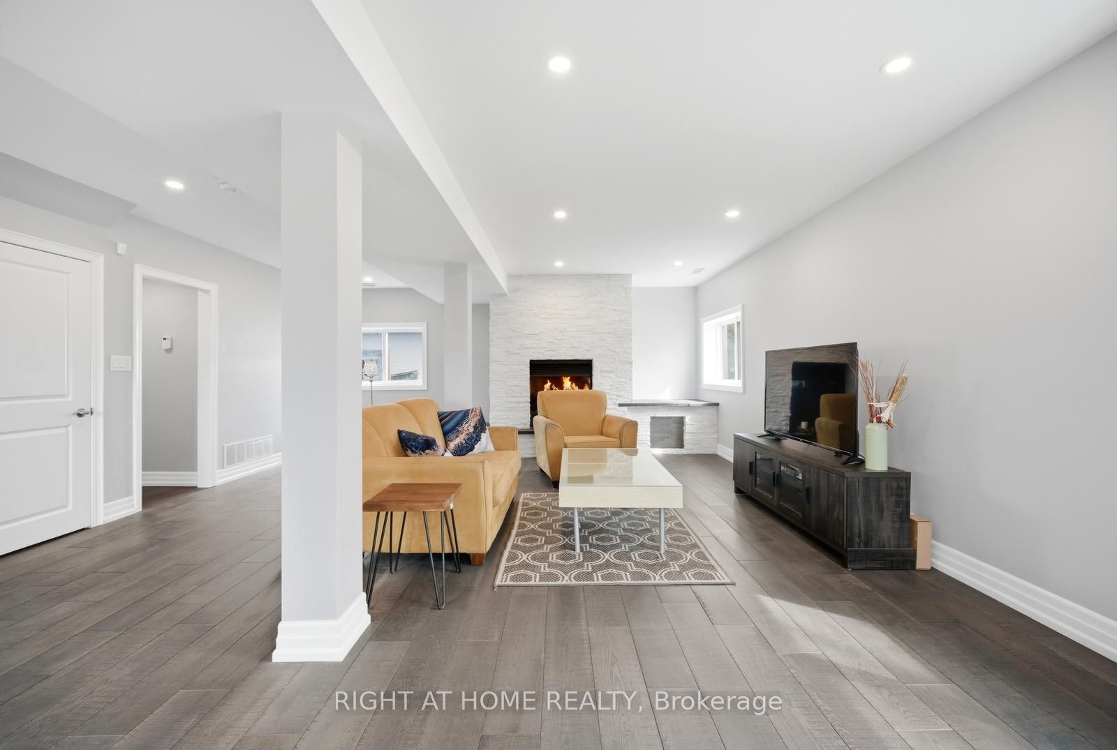 5885 7th Line Property Photo 18
