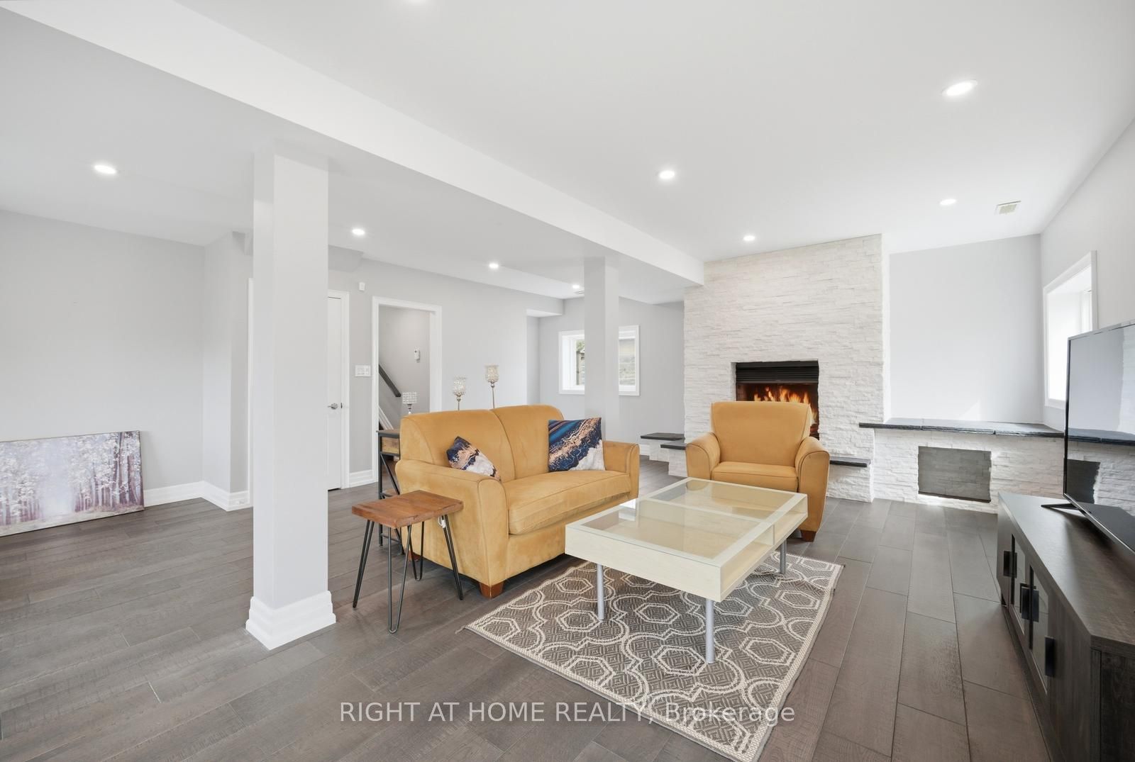 5885 7th Line Property Photo 19
