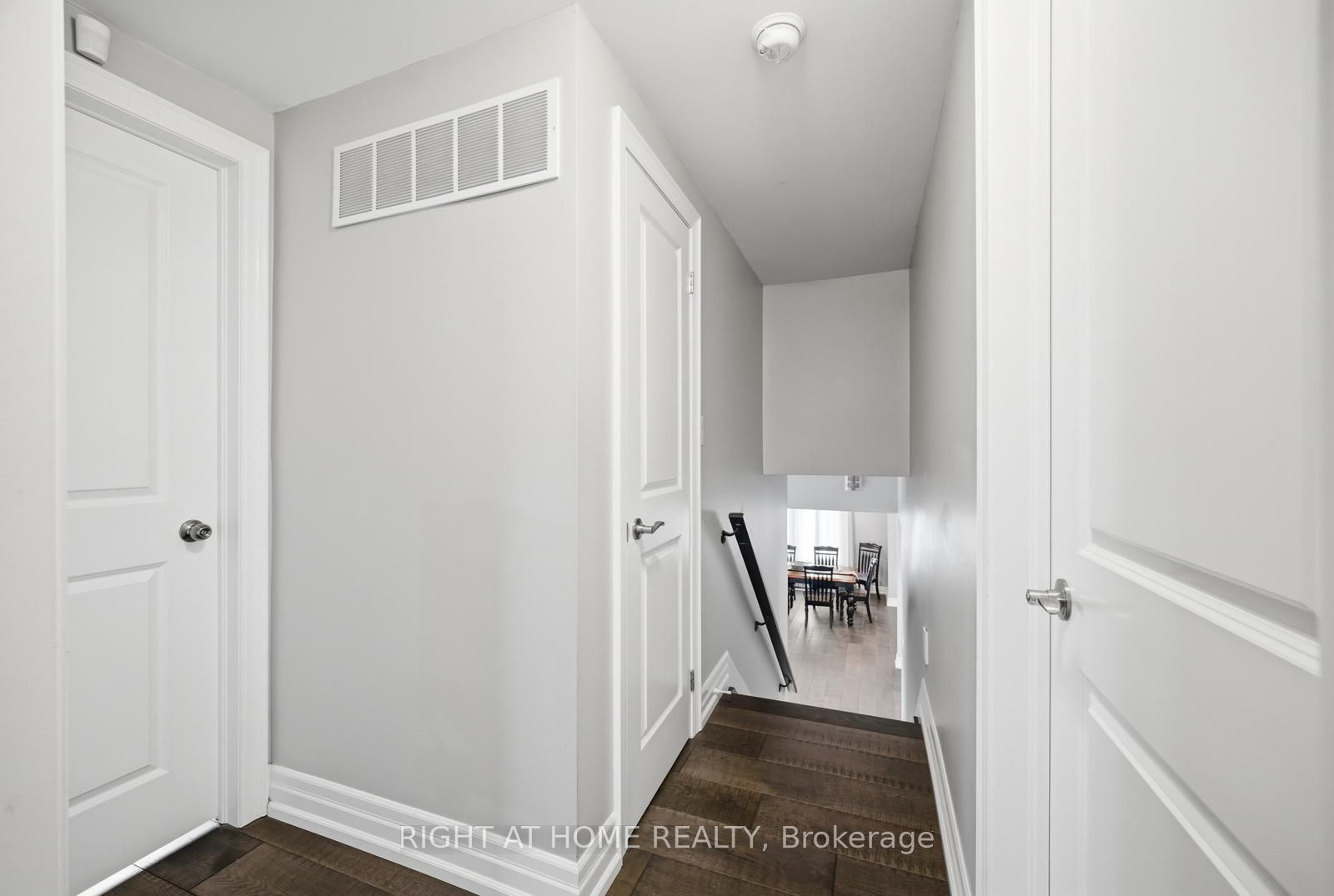 5885 7th Line Property Photo 21