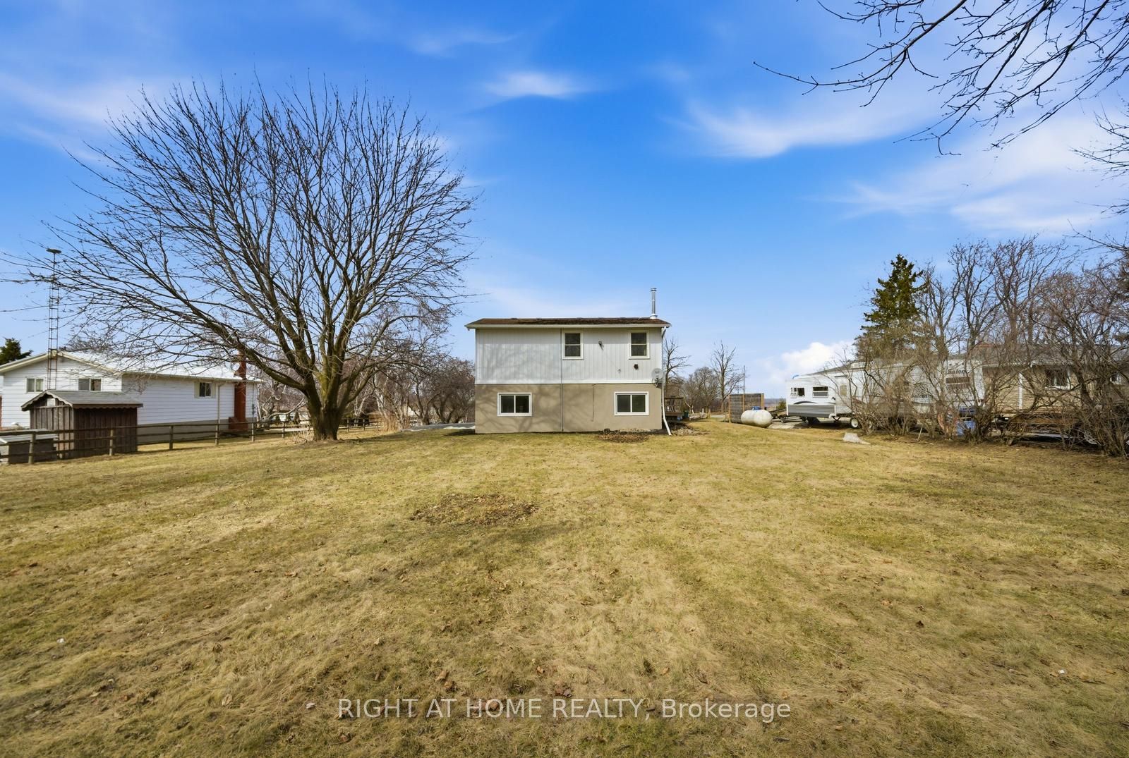 5885 7th Line Property Photo 39