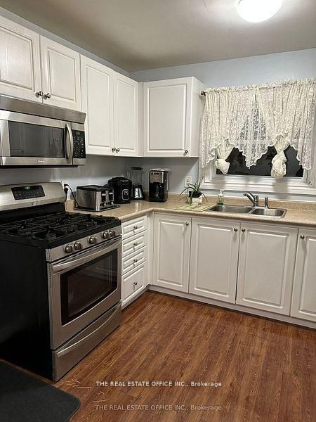 393 Adeline Drive Property Photo 16